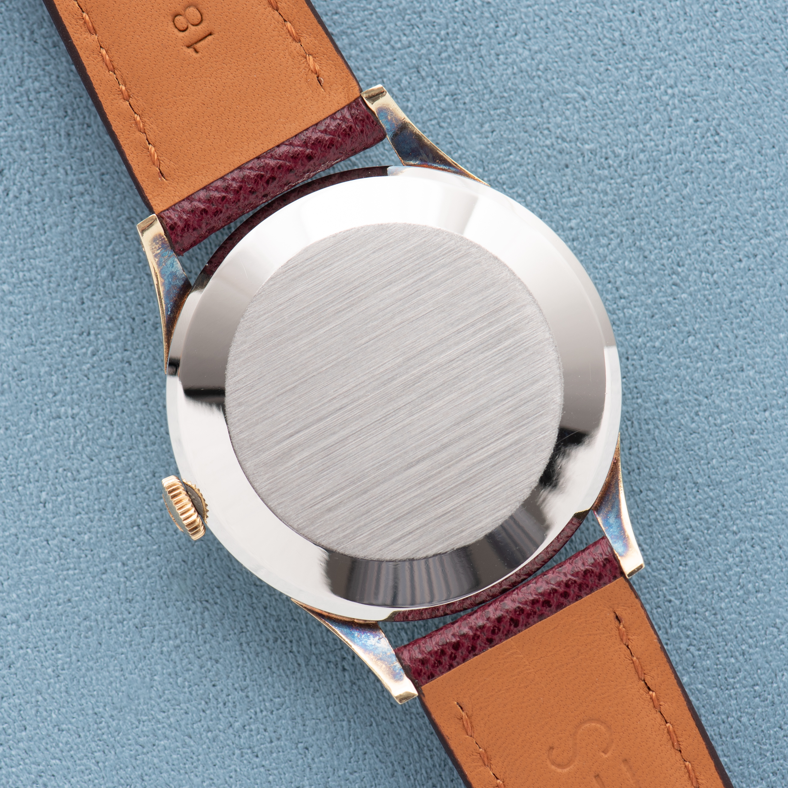 Vue de IWC International Watch Co Schaffhausen cal 89A réf 1454609