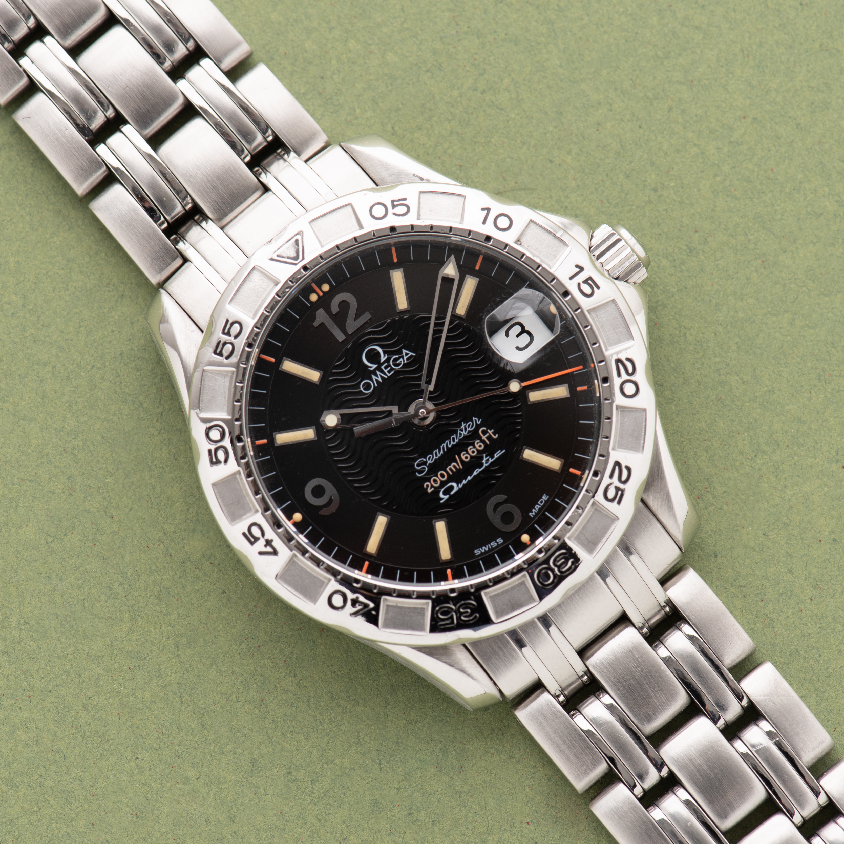View of Omega Seamaster Diver 200m/666ft Omegamatic ref 2514.50.00
