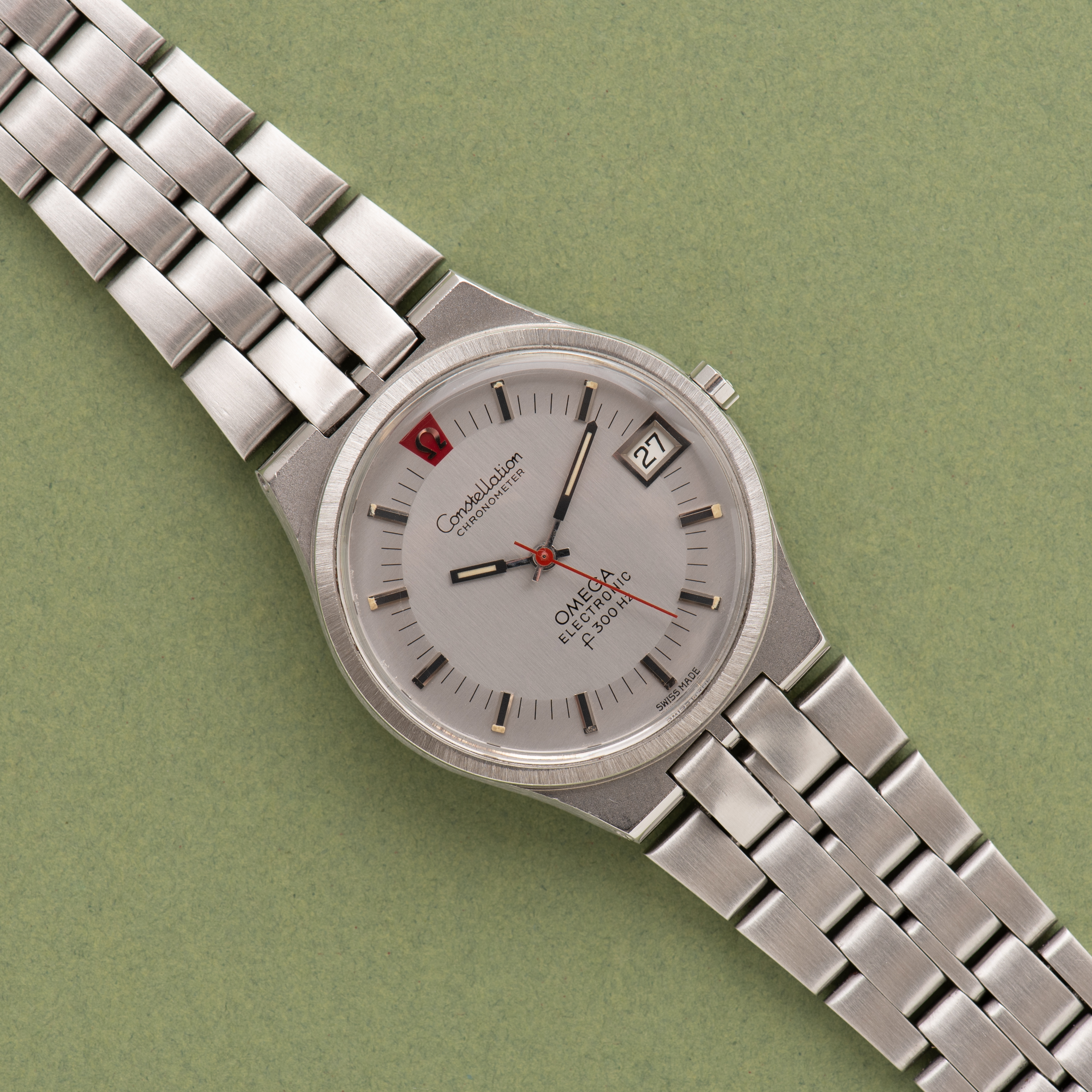 Vue de Omega Constellation Chronometer Electronic F300Hz from 1970 Réf 198.0006