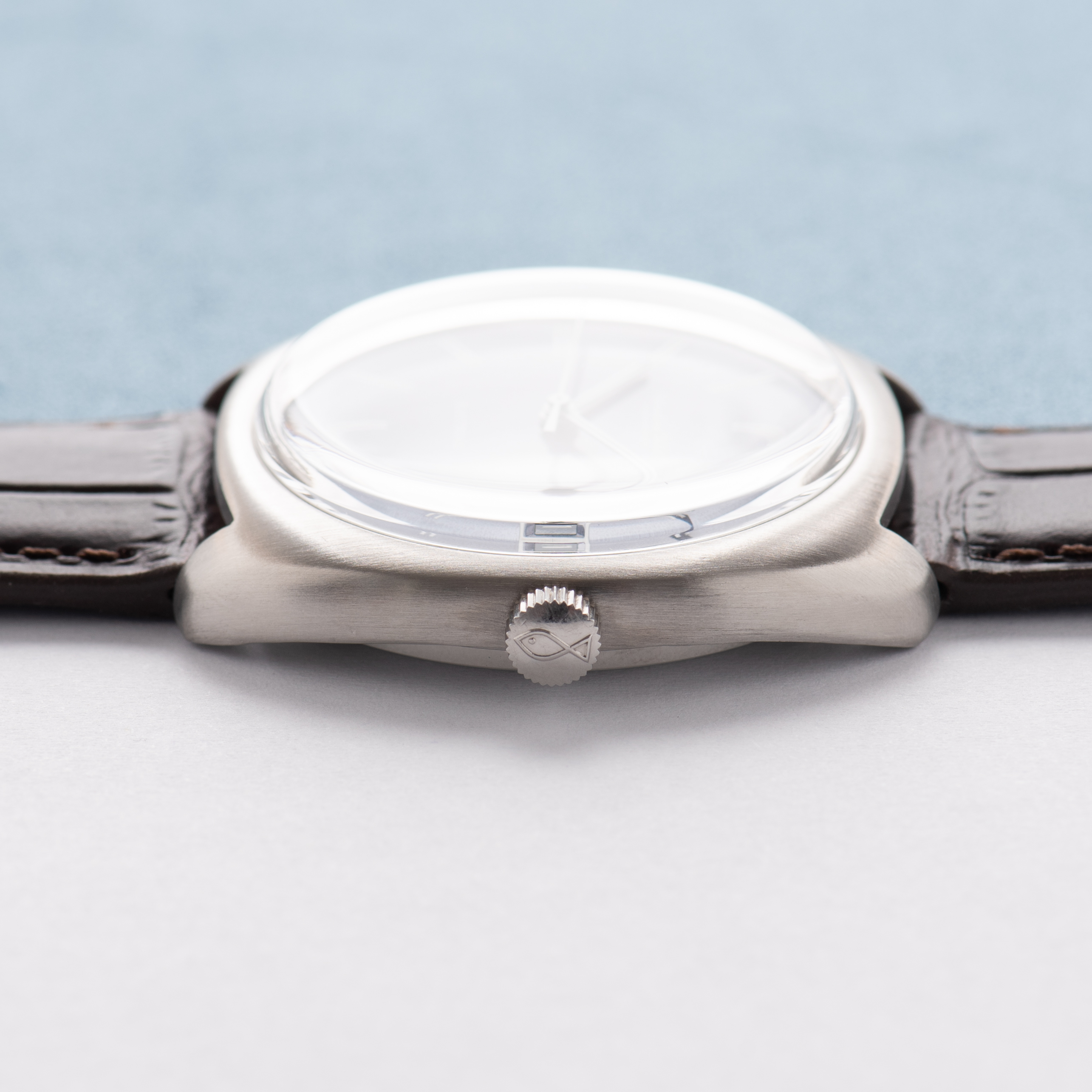 Vue de IWC International Watch Co SchaffHaussen Blue Dial Electronic réf 2030787