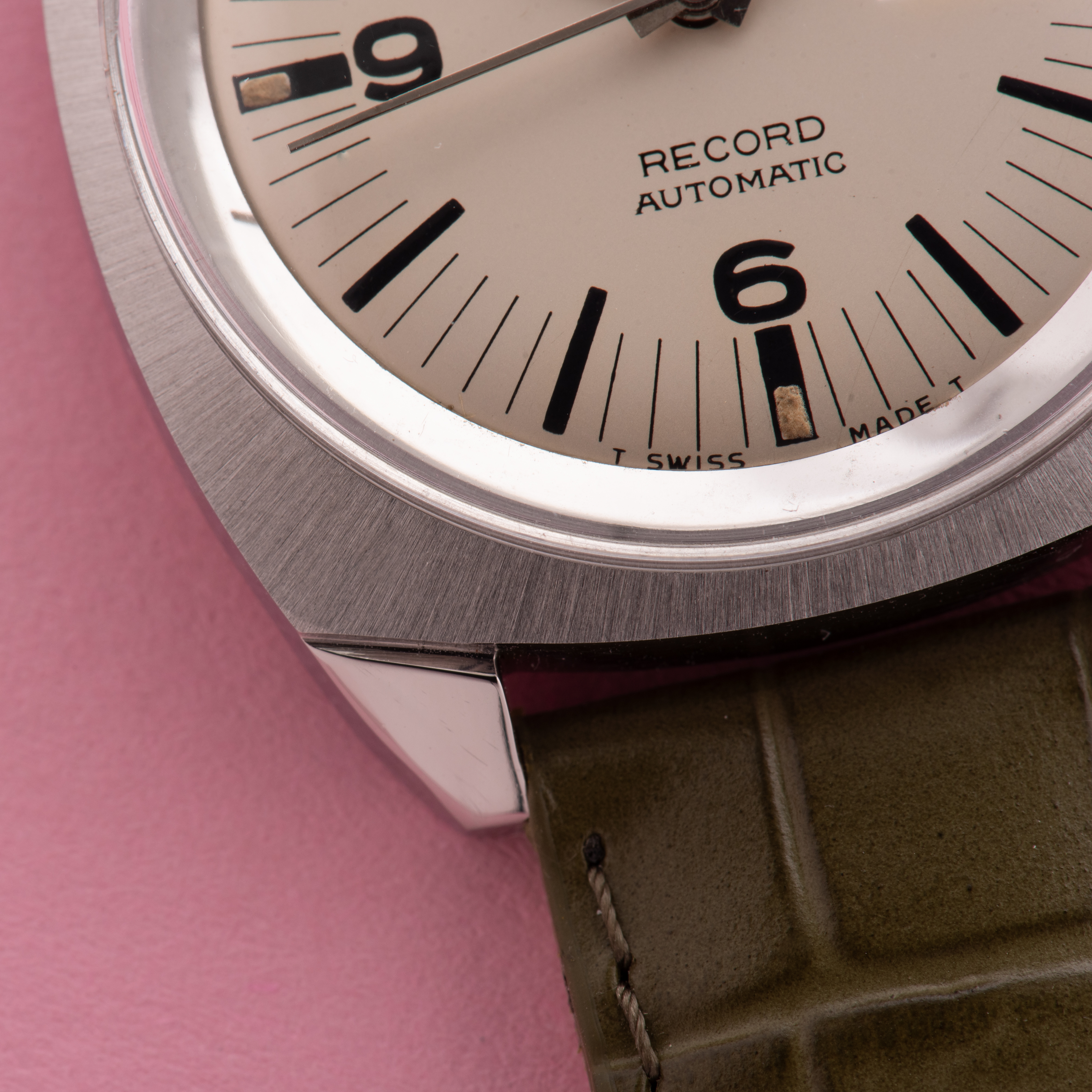 Vue de Longines Record Automatic ETA 2638 réf 504041