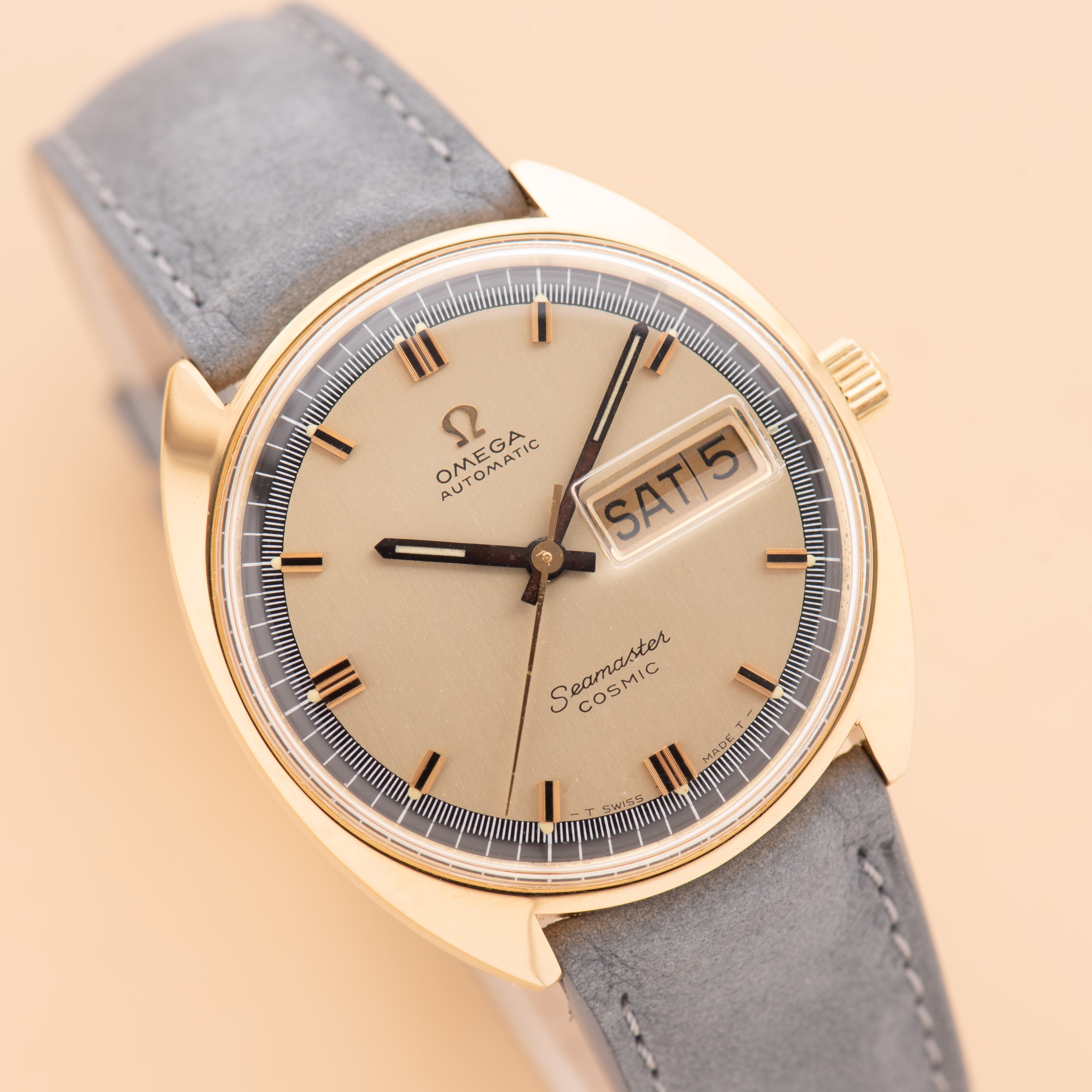 View of Omega Automatic Seamaster Cosmic ref 166.036 cal 752 from 1969