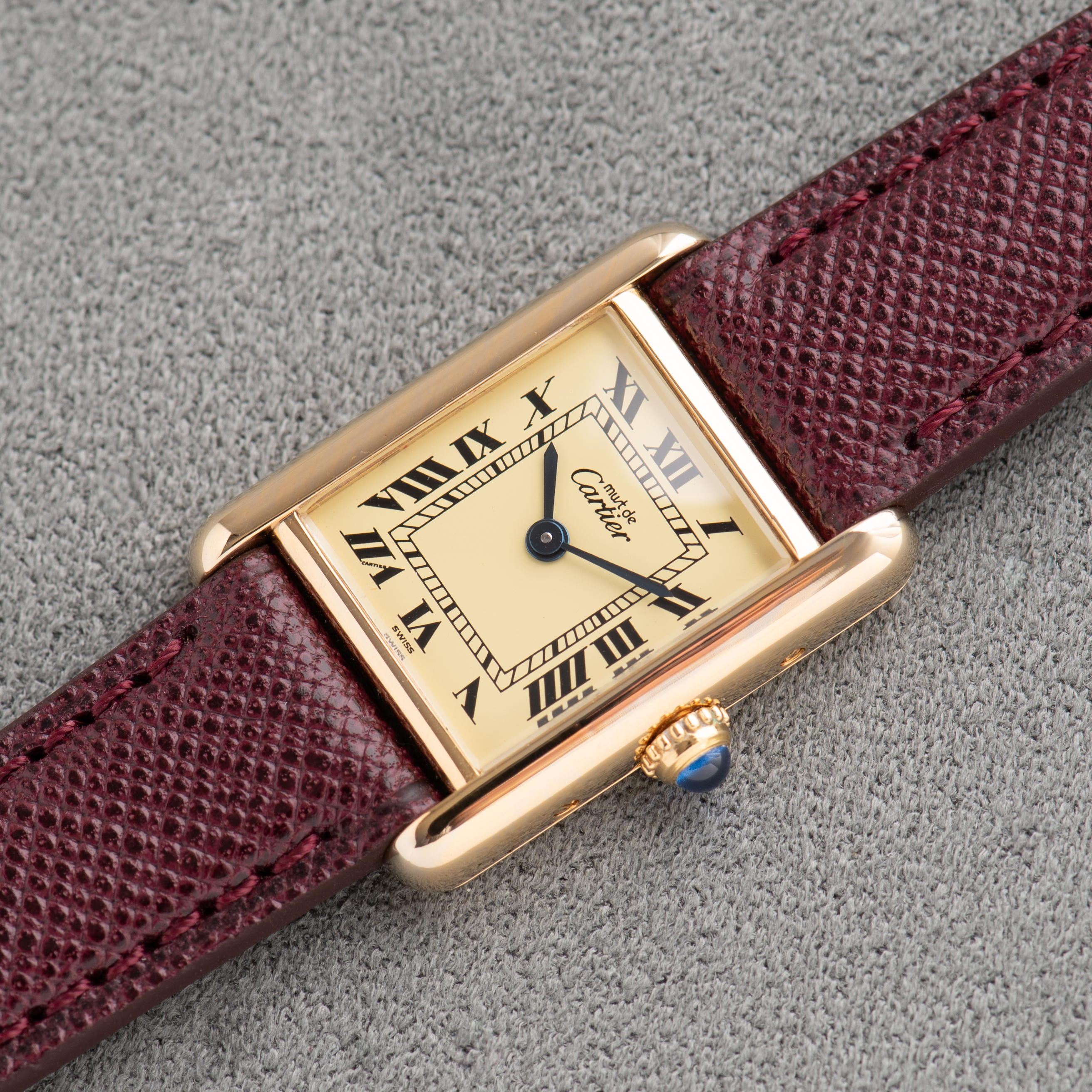 View of Cartier Must by Tank Vermeil Roman Lemon Dial Full Set 1992