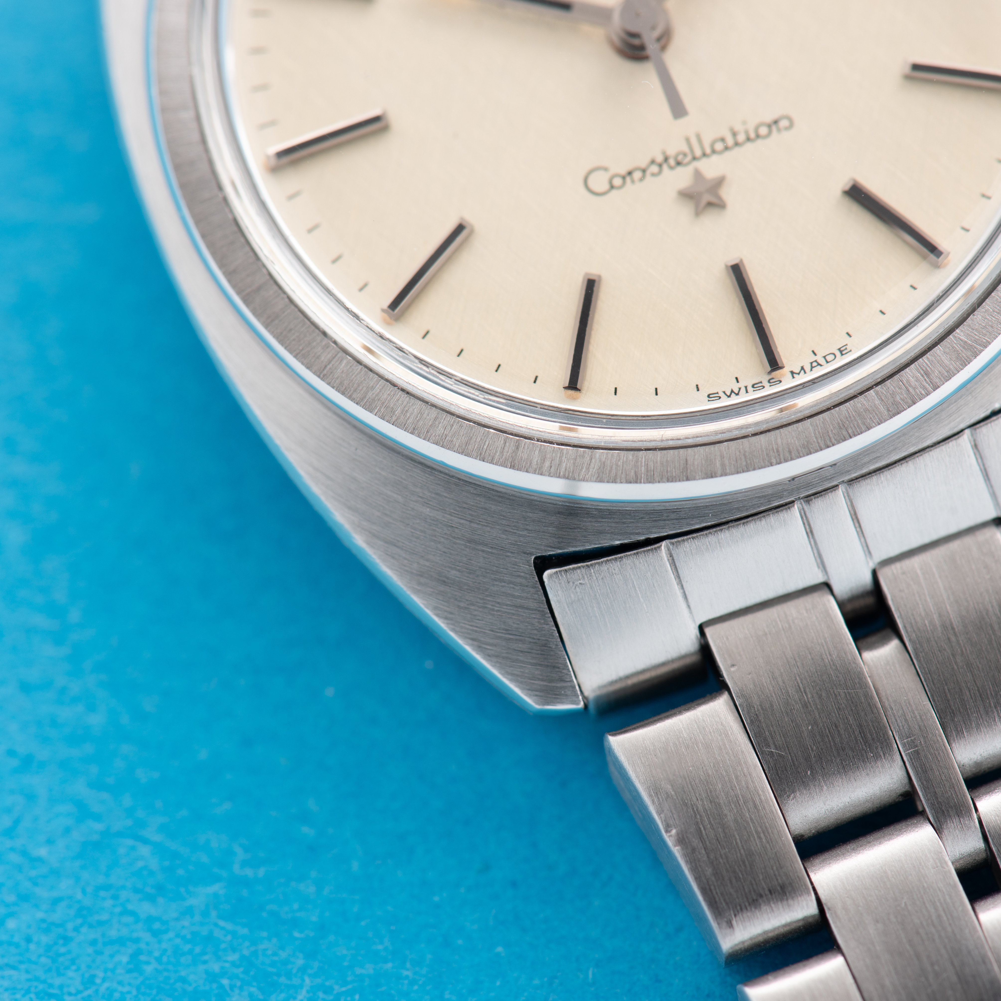 Vue de Omega Automatic Chronometer Constellation "Linen dial" Réf 168.017 from 1969