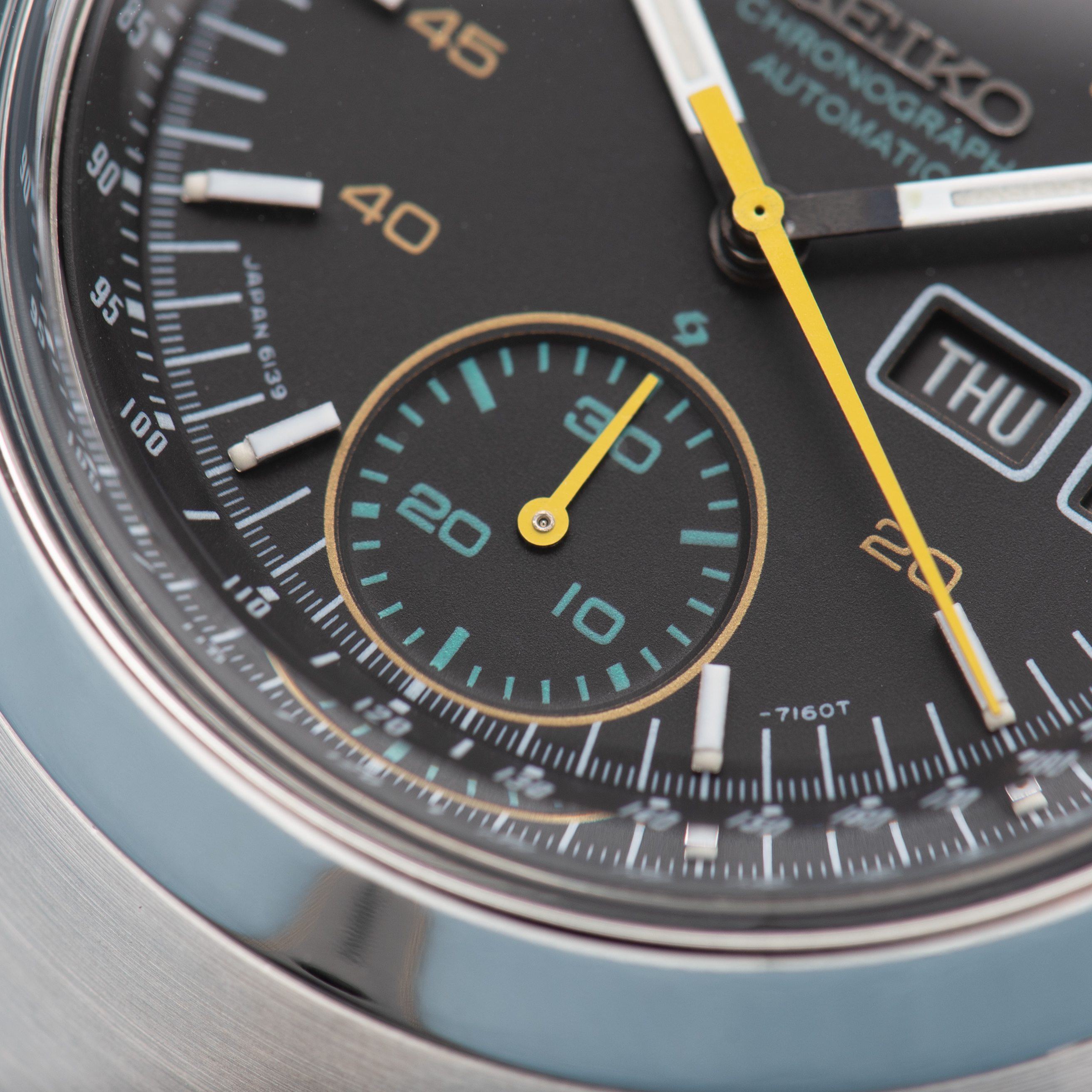 Zicht op Seiko Chronograph Helmet Darth Vader réf 6139-7100
