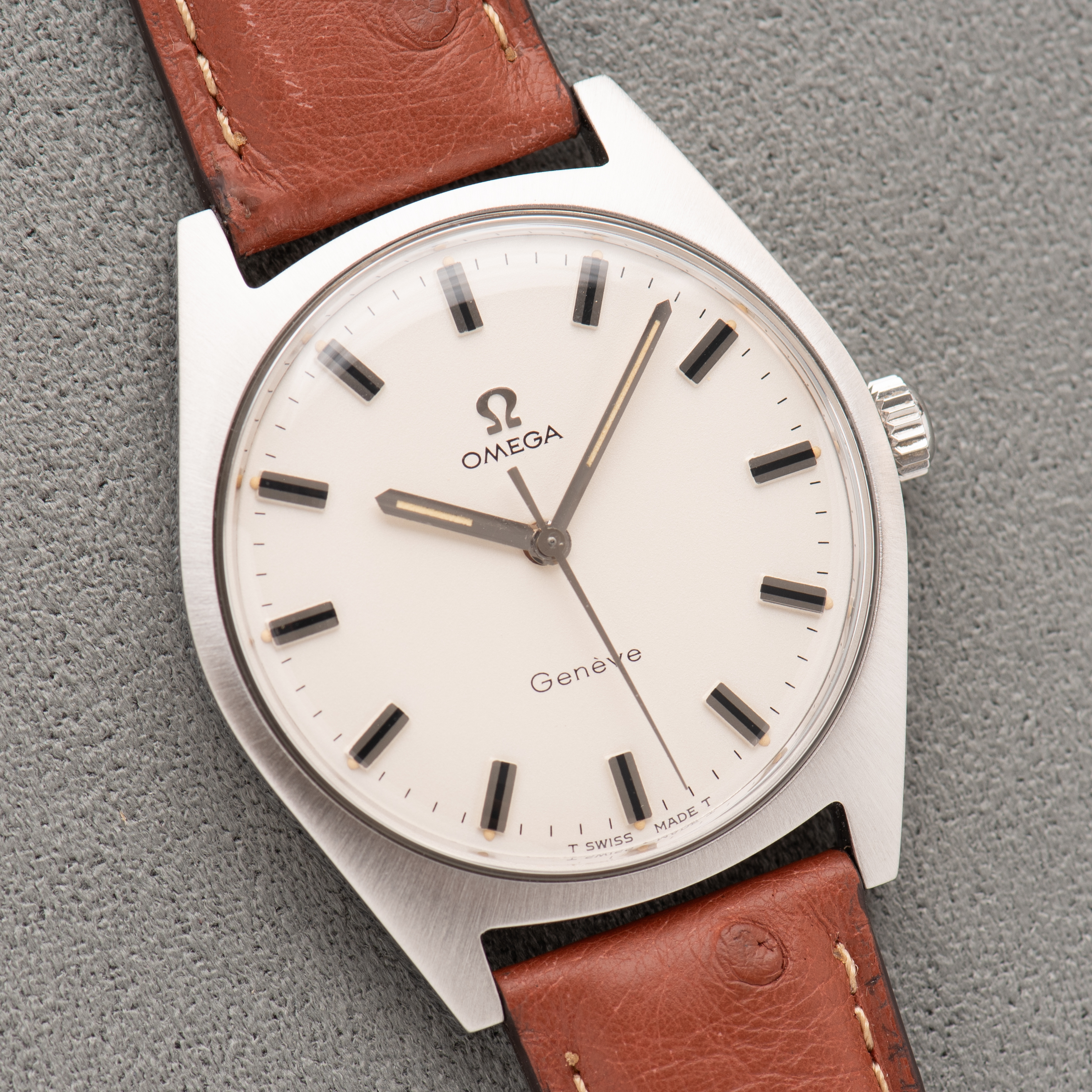 View of Omega Genève « Cream Dial » – Réf. 135.041 – 1968