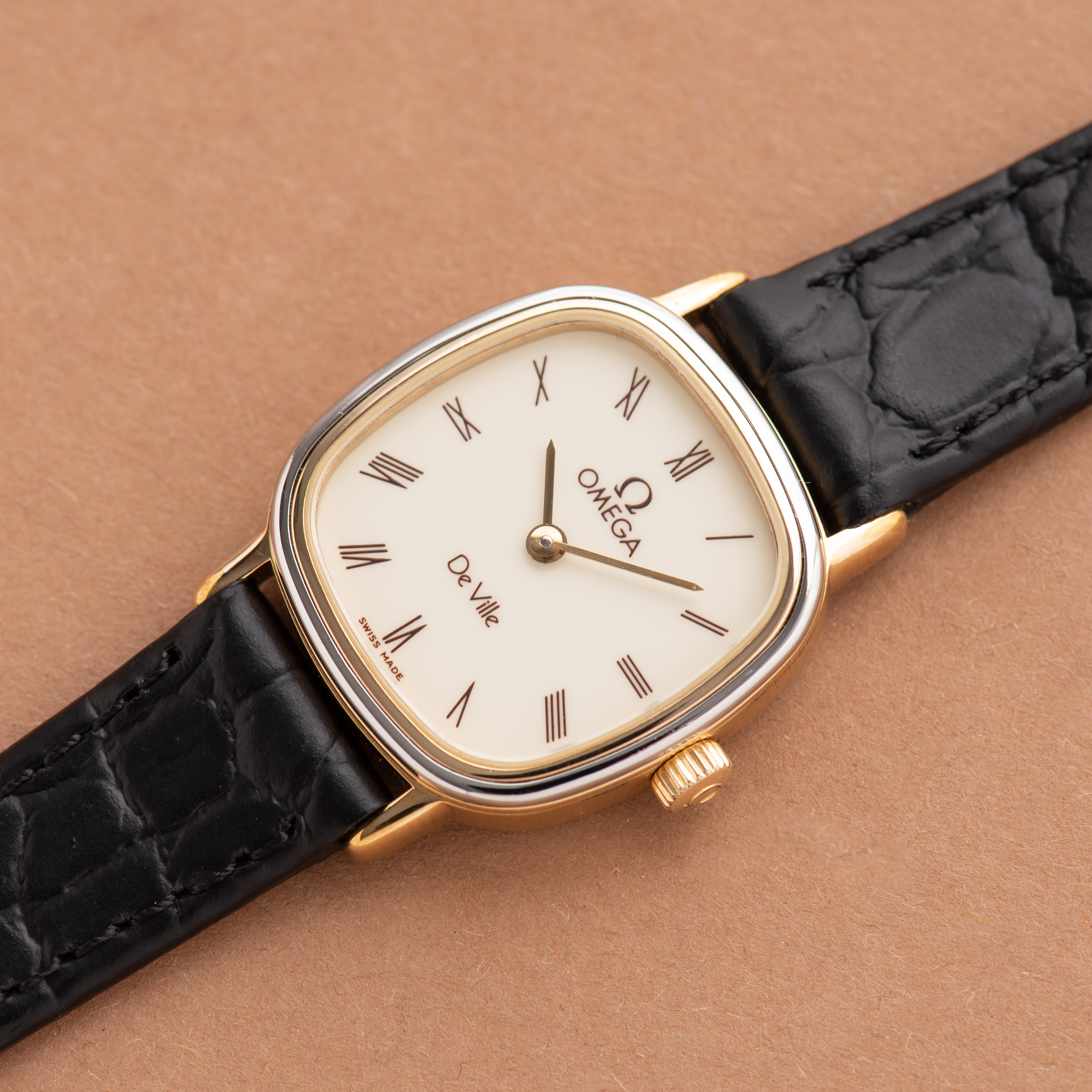 View of Omega De Ville mécanique Goldplated réf 5110579 from 1970'