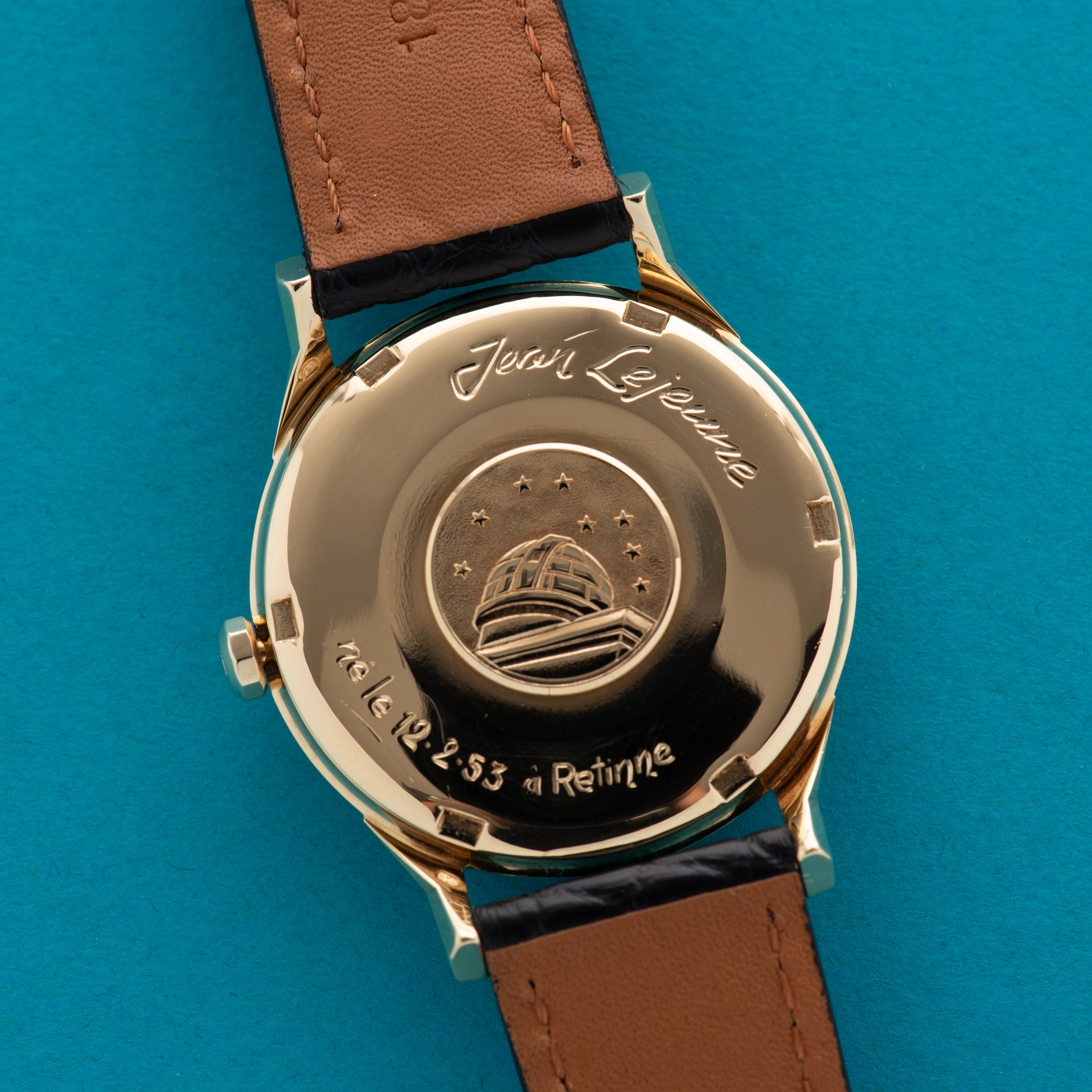 View of Omega Constellation Pie Pan 18K Gold Automatic FULL SET from 1964 Ref 168.005