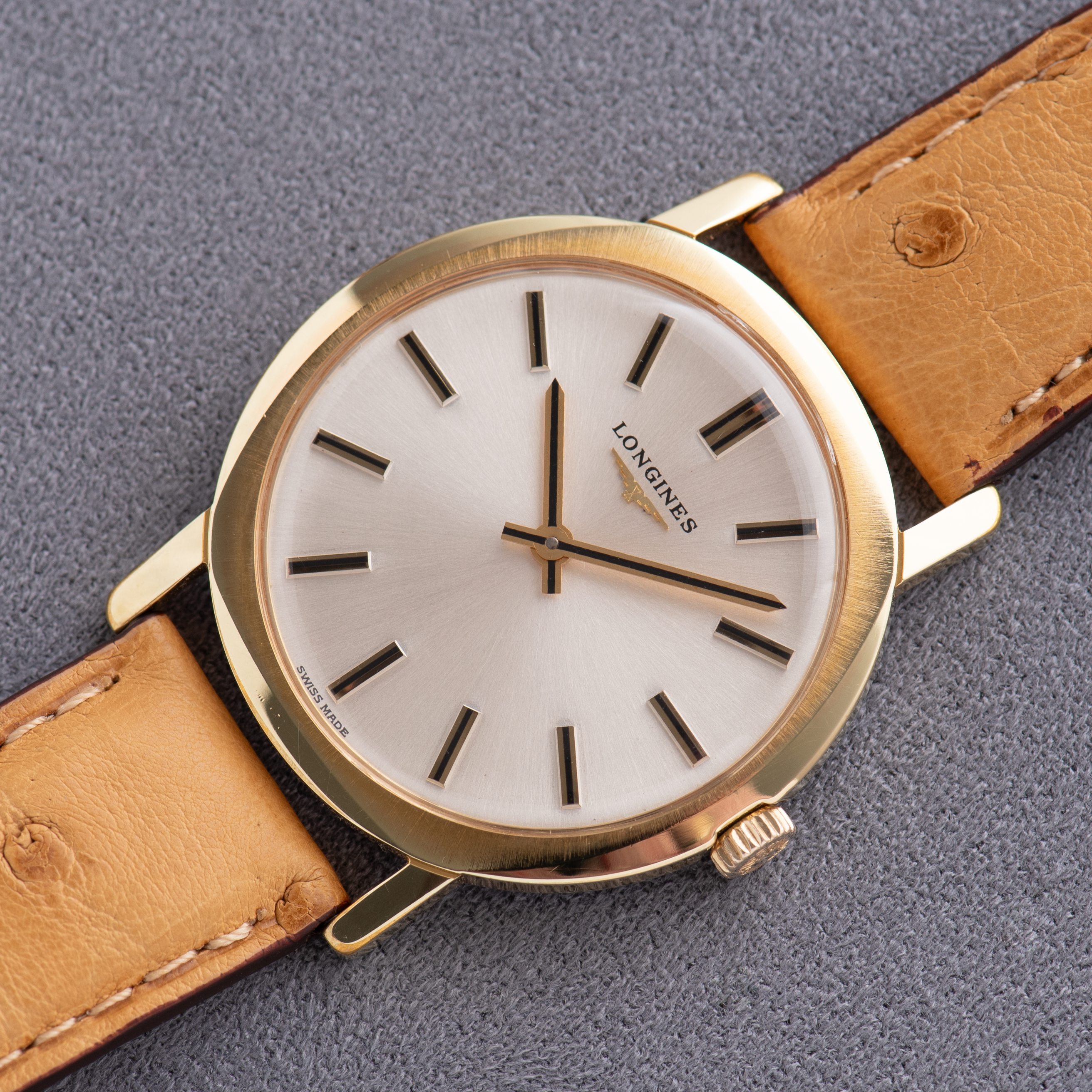 Zicht op Dress Watch Gold Plated Cal 428 Longines Ref 1001- 1