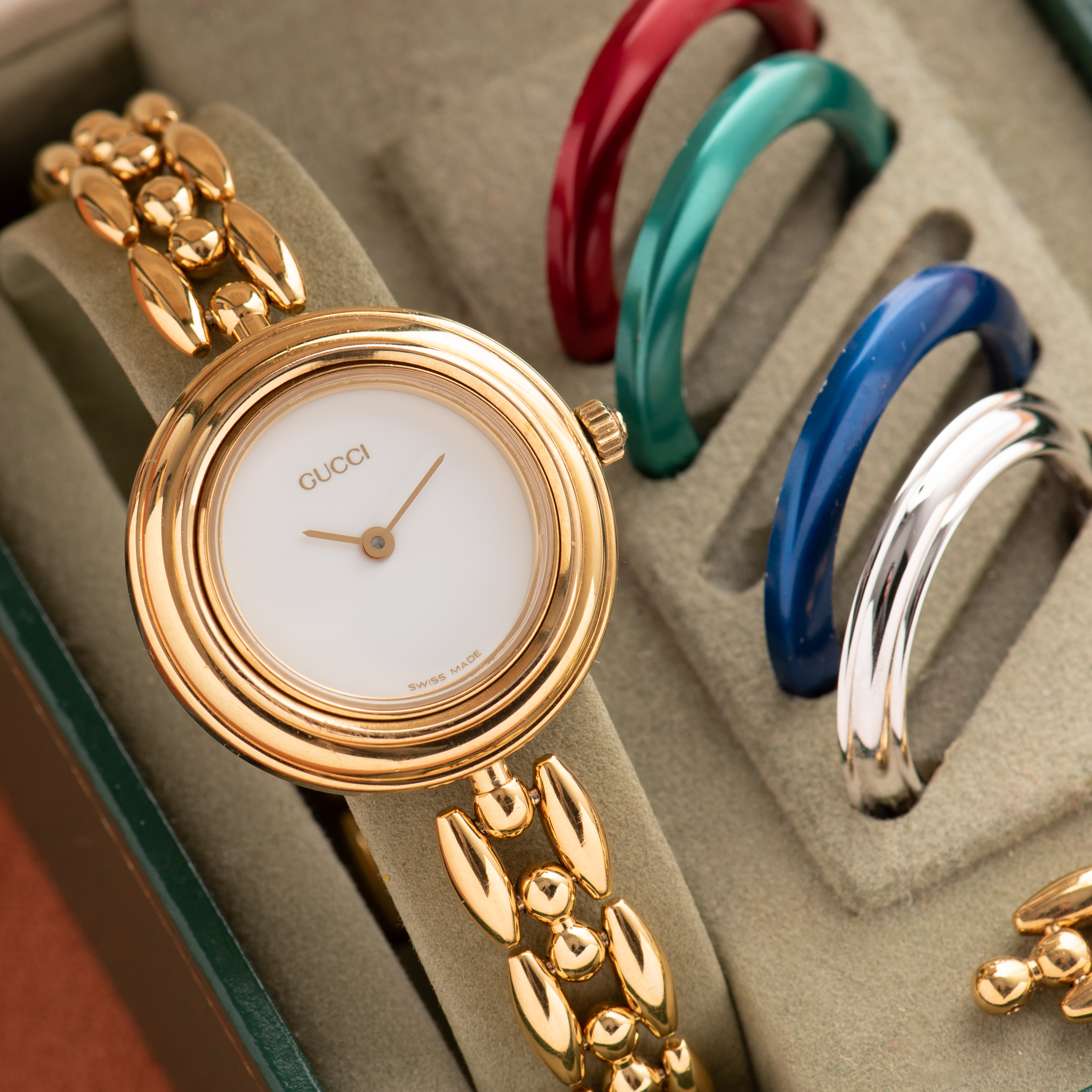 View of Gucci Change Bezel 5 Colors Ref 11/12.2 FULL SET 1994