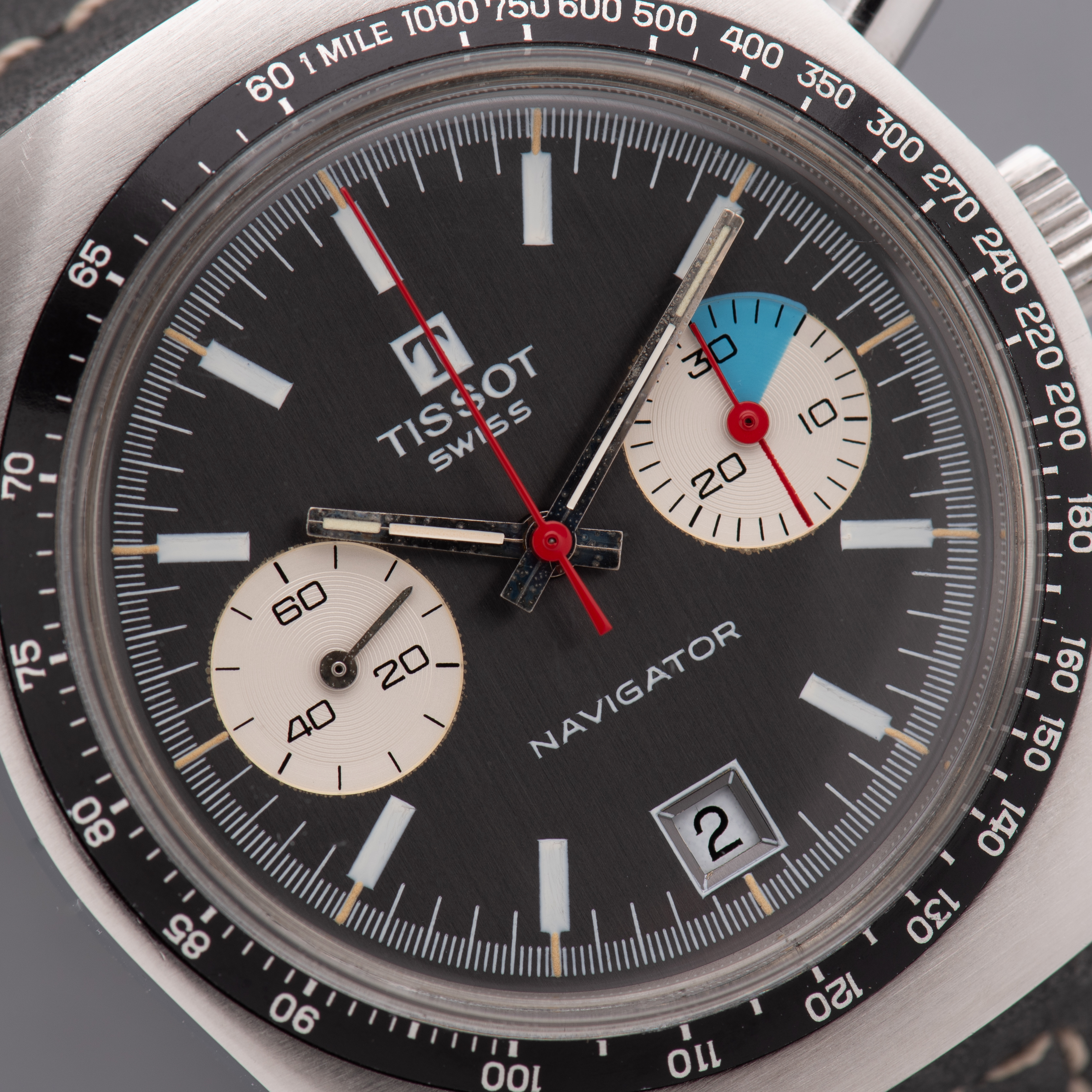 View of Tissot Swiss Navigator ref 40582 Valjoux 7734