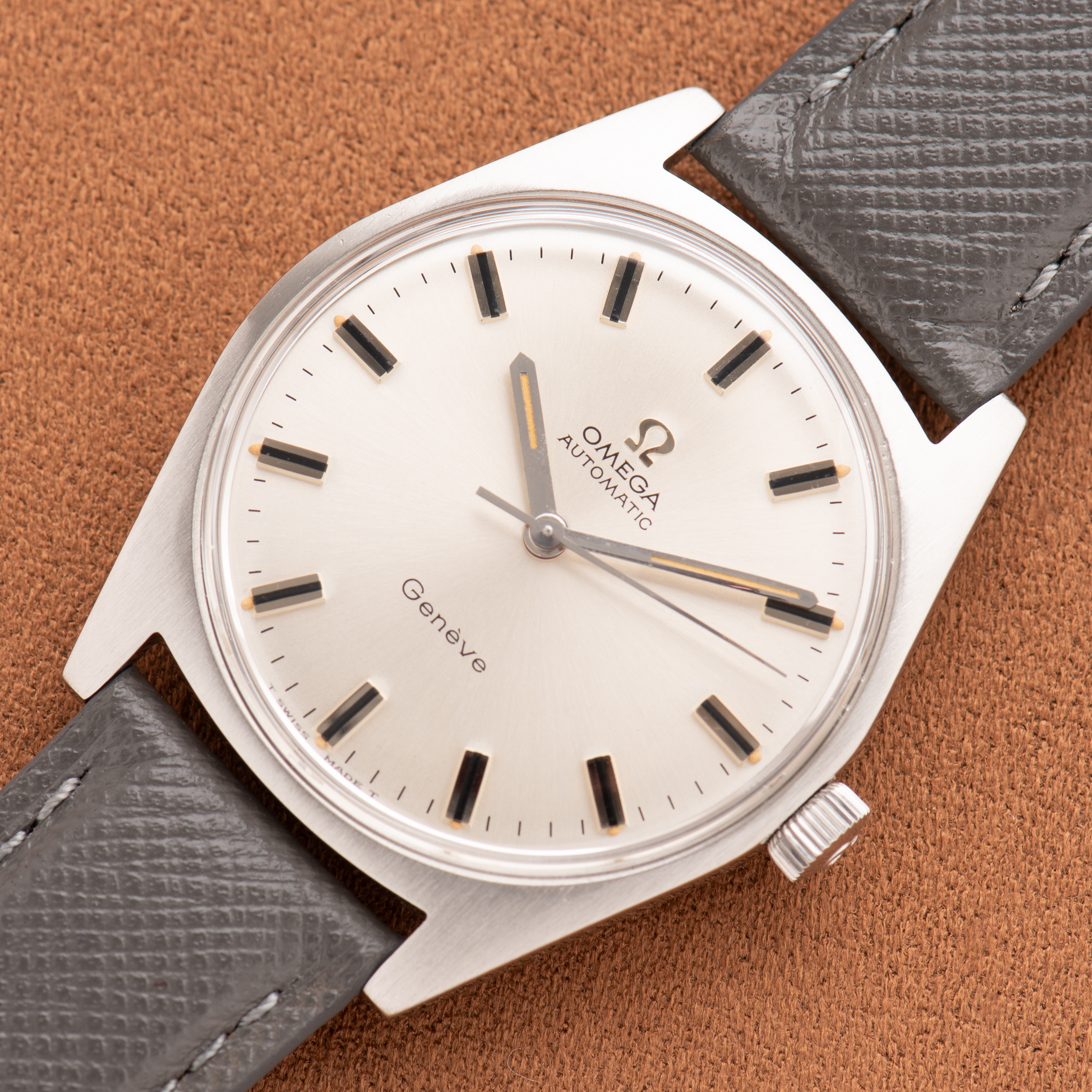 View of Omega Automatic Genève Silver Dial ref 165.041 from 1968