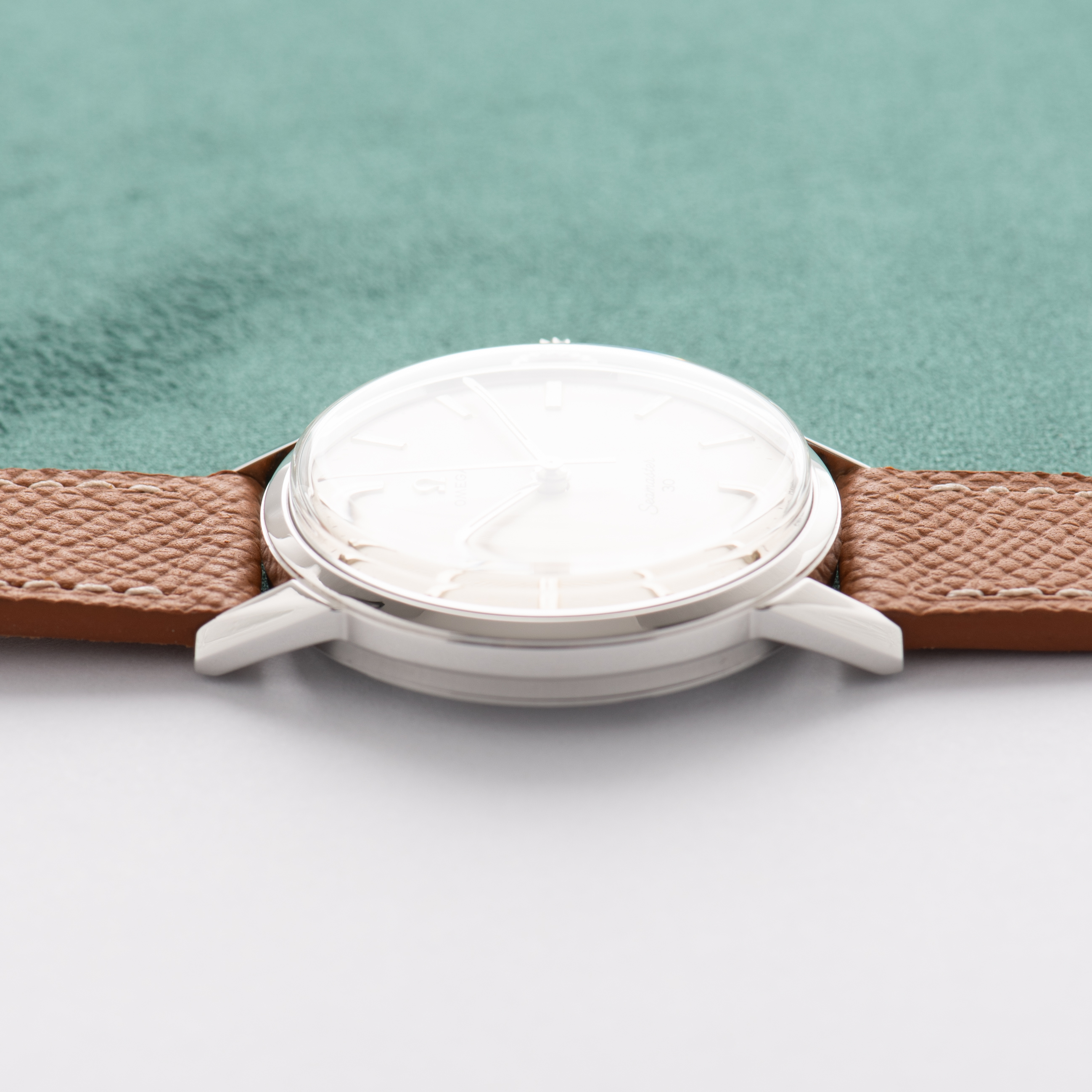View of Omega Seamaster 30 "Linen Dial" from 1963 Ref 135.003