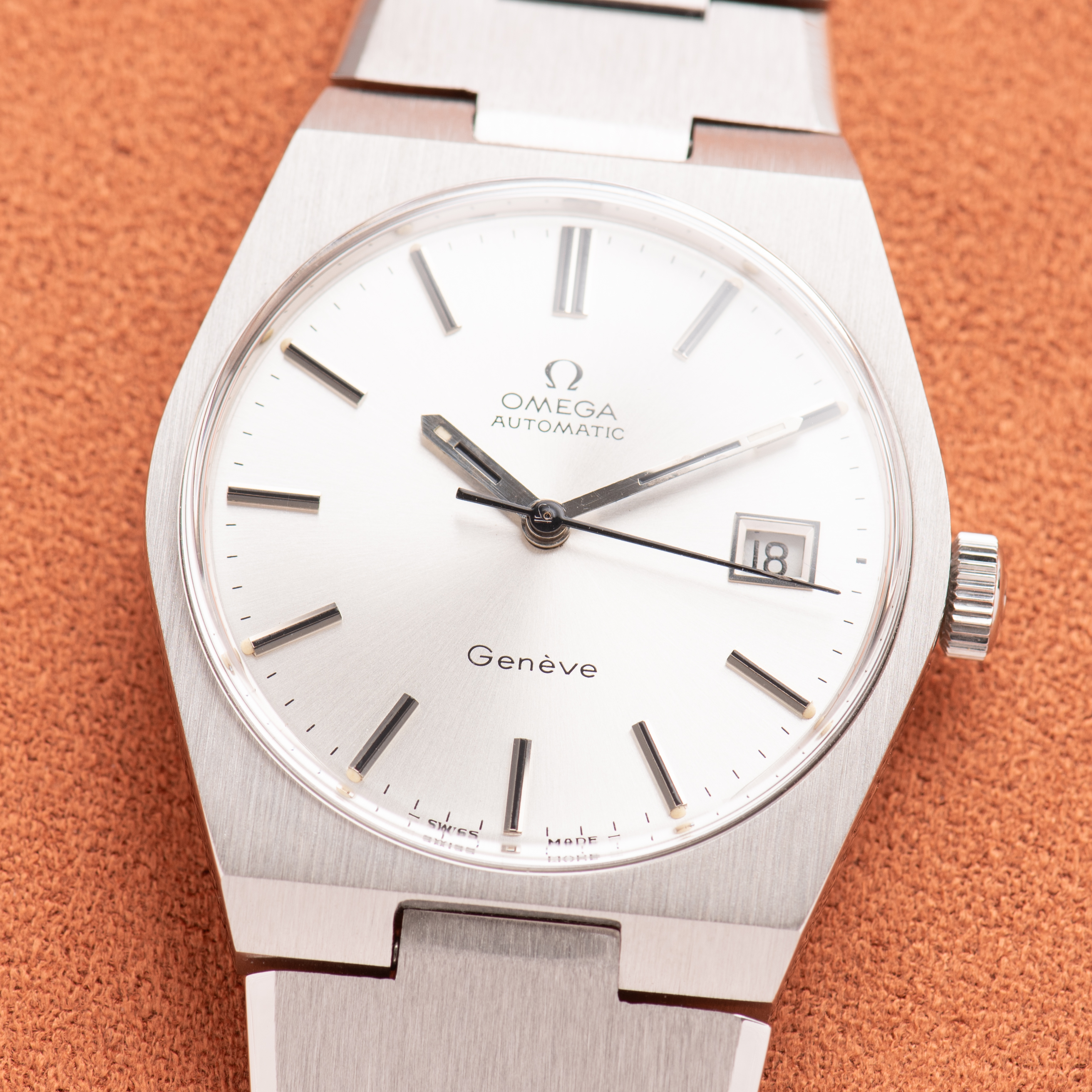 Vue de Omega Automatic Genève Silver Dial from 1972 Réf 166.099 with box