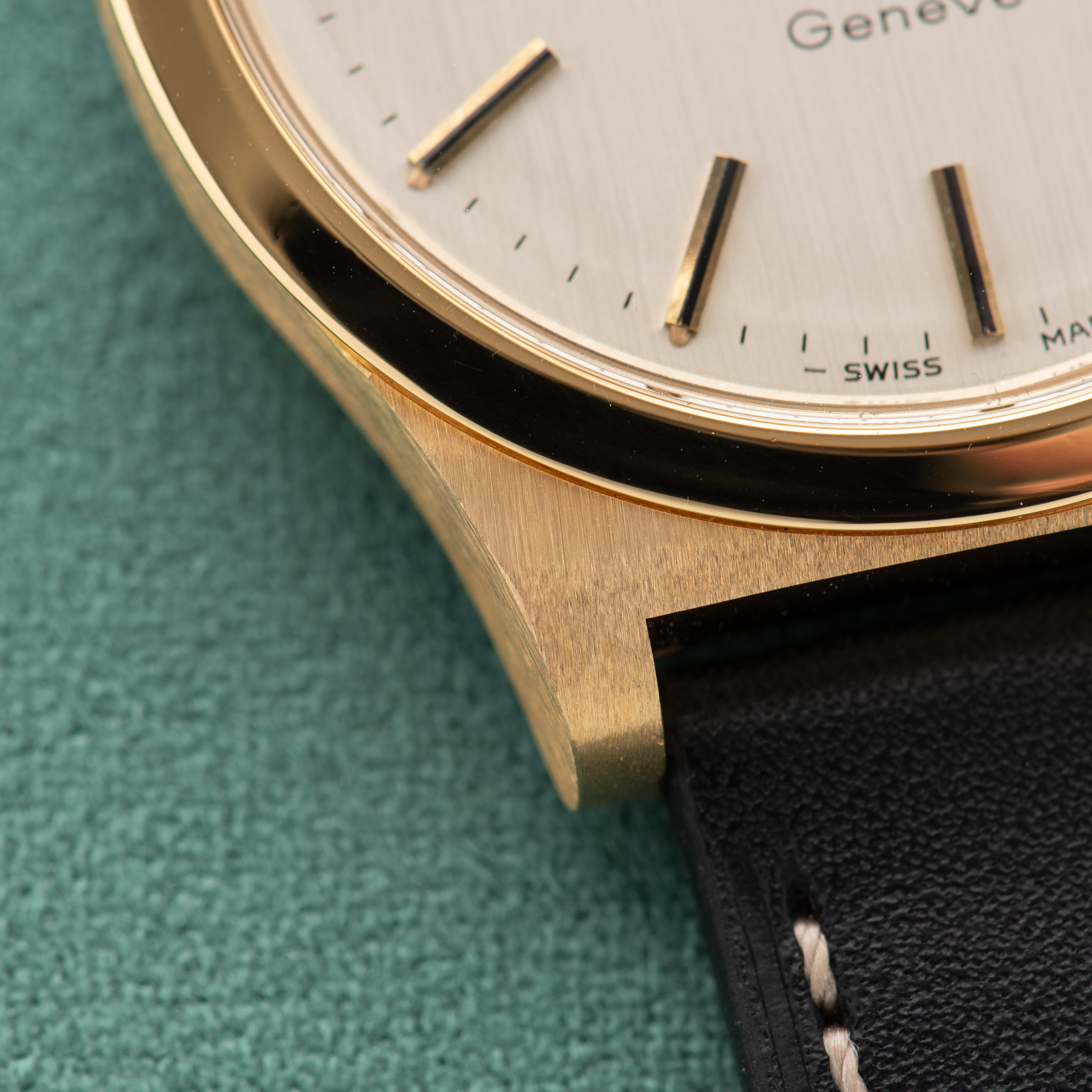 Vue de Omega Genève Automatique Date Réf 166.0168 from 1974