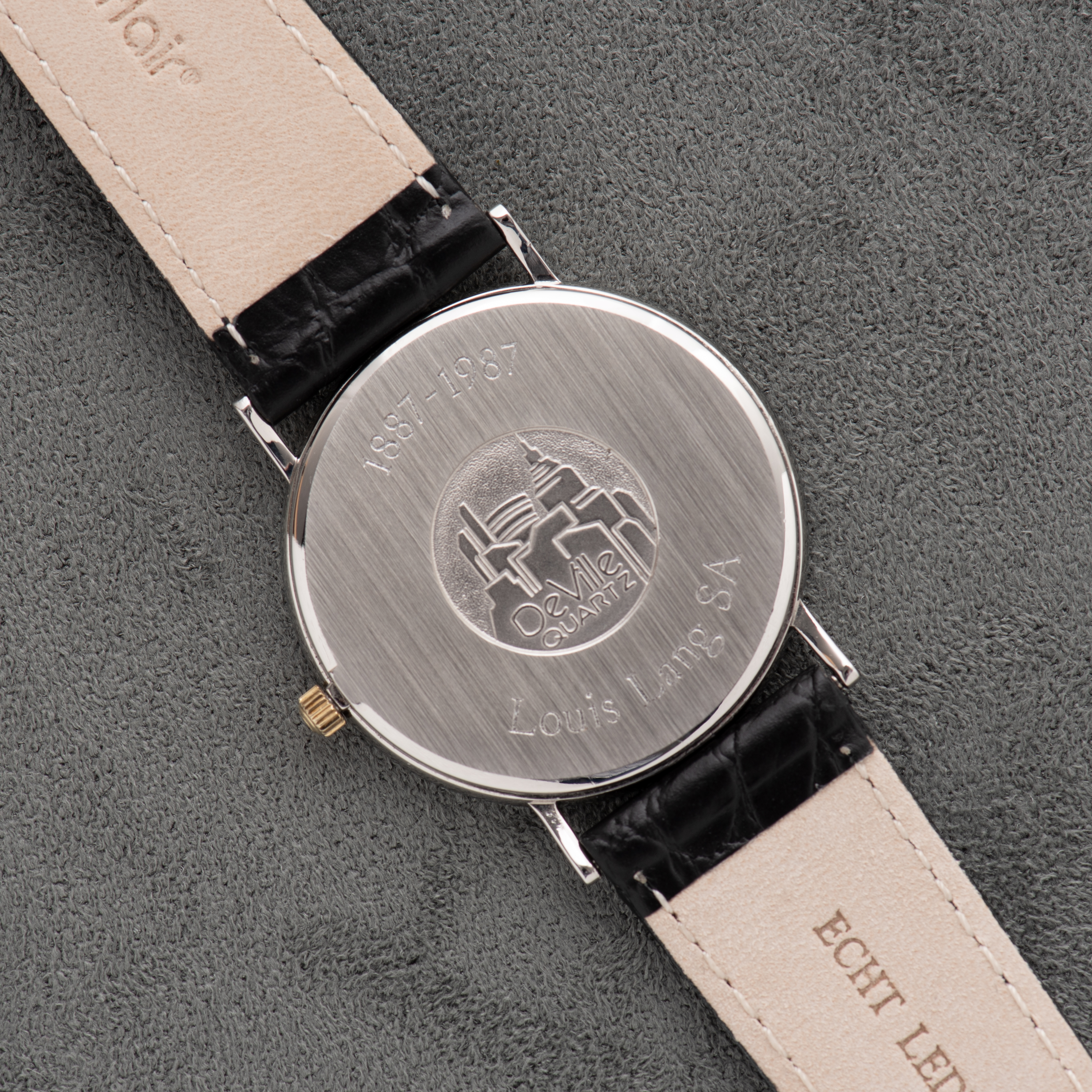 View of Omega Quartz White dial Roman numerals ref 195.0075 cal 1378