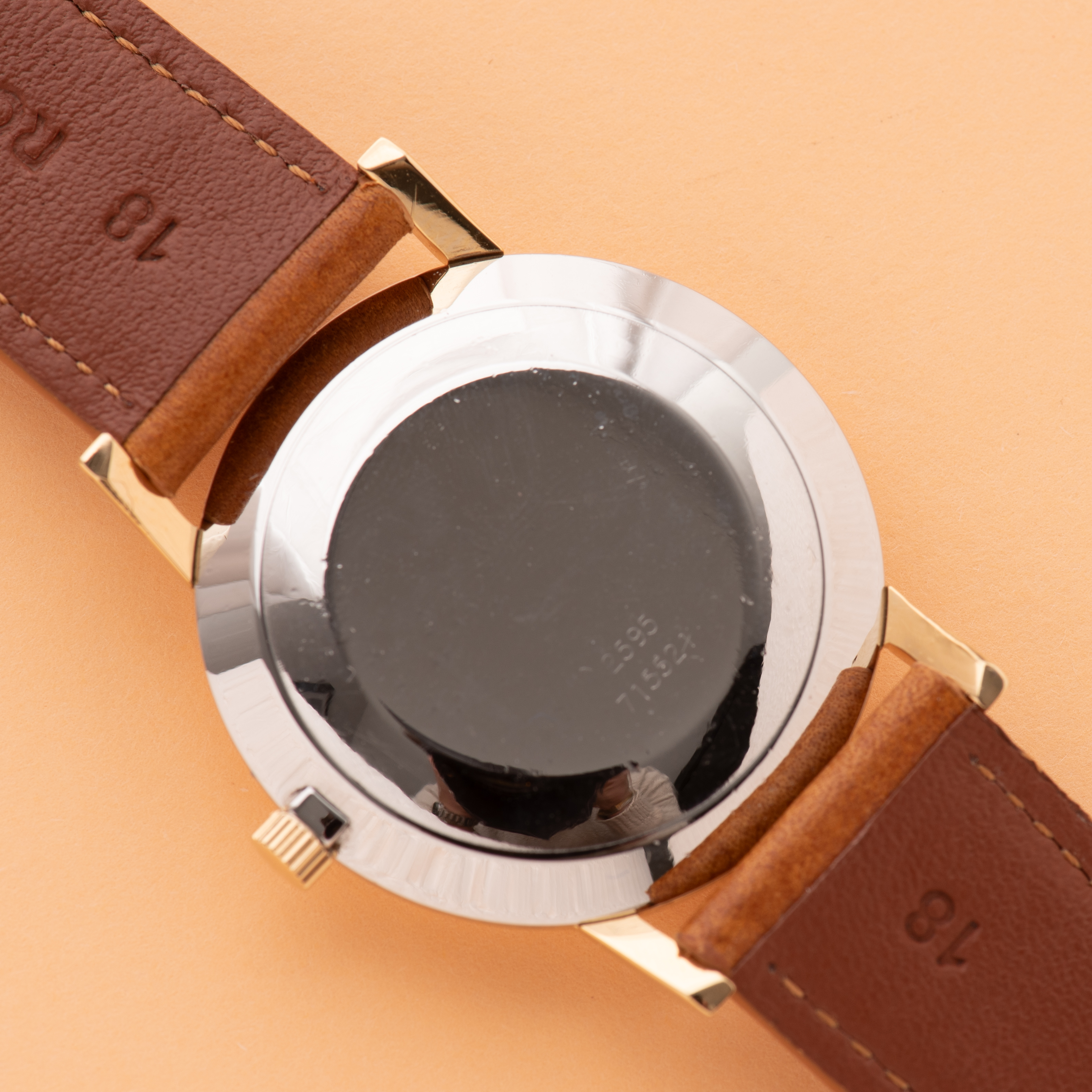Zicht op Baume & Mercier Genève kruisdraad wijzerplaat mechanische ref 76929