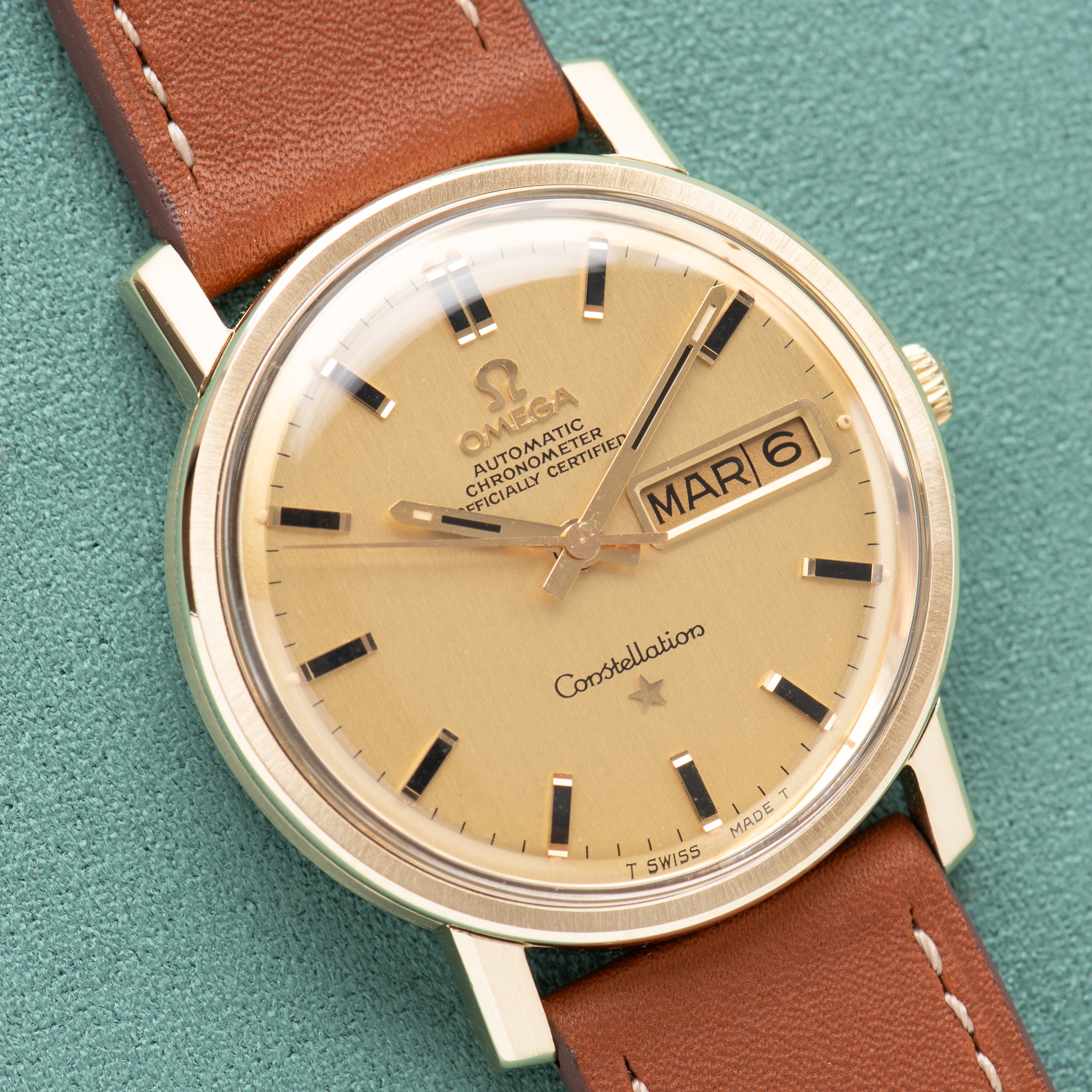 Zicht op Omega Constellation Automatic Chronometer Day-Date – Réf. 168.016 – 1969