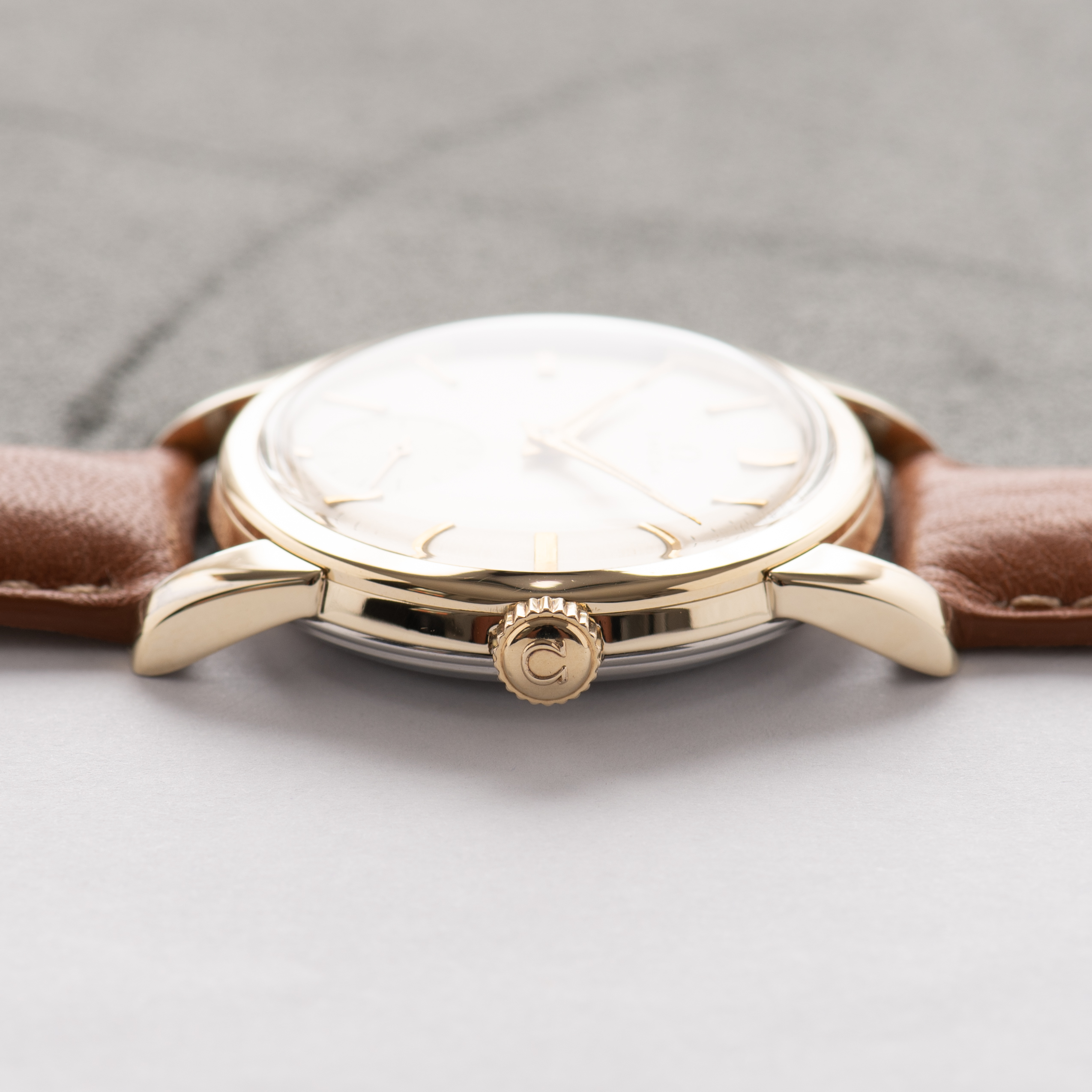 Vue de Omega Seamaster Petite Seconde « Beefy Lugs » – Réf. 2759-3 SC 2761 – 1956