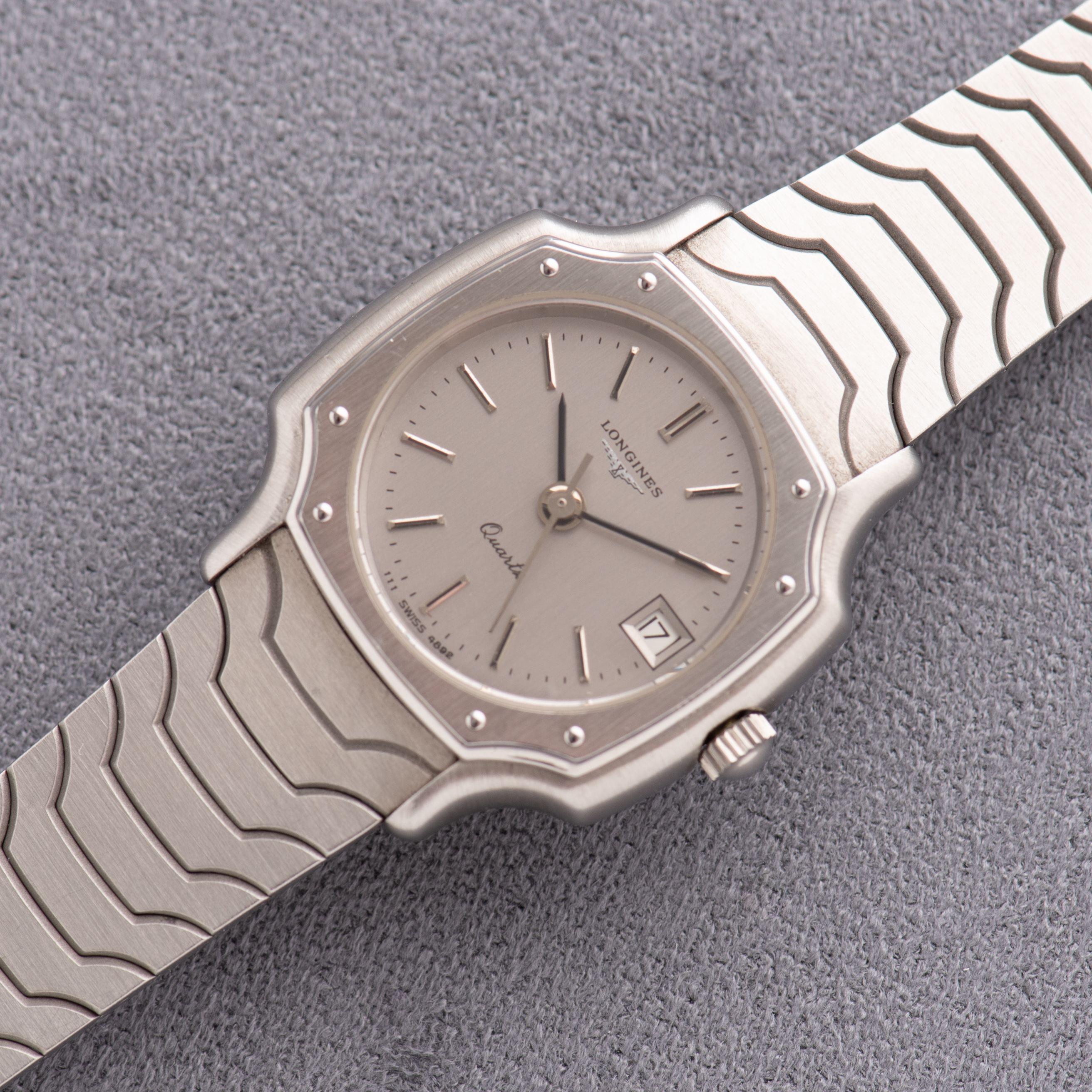 View of Longines Quartz ref 4892 111 New Old stock