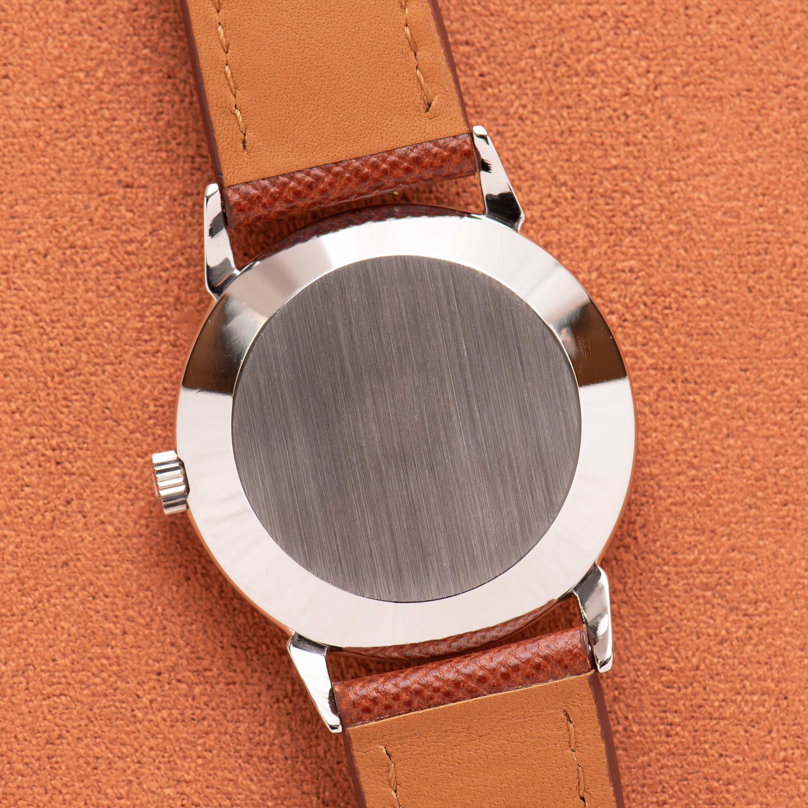 Vue de Omega Seamaster Petite Seconde Silver Dial Like New Bumper Réf 2402-1 from 1944