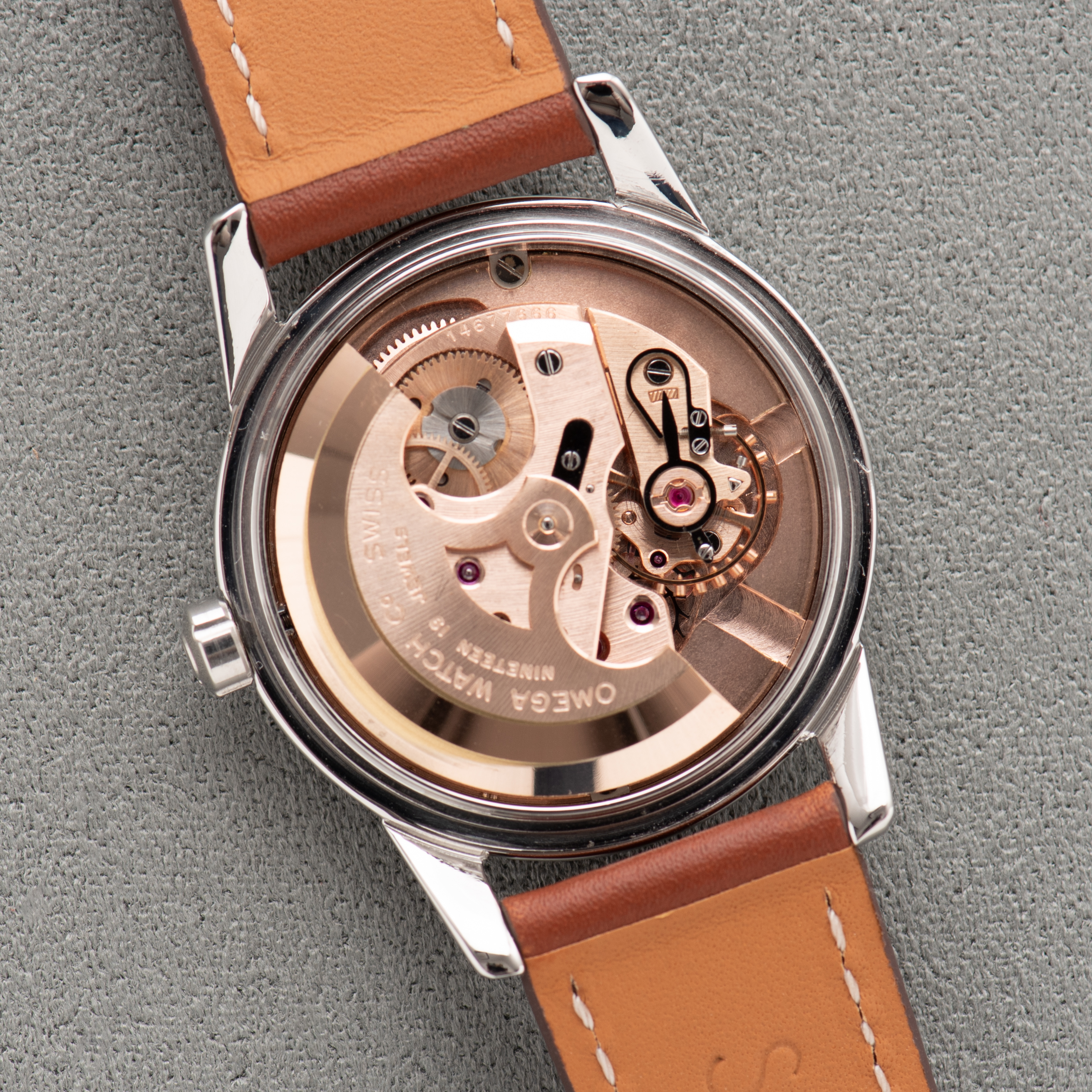 Zicht op Omega Automatic Seamaster HoneyComb Dial réf 2846 2 SC 2848 cal 491 from 1954