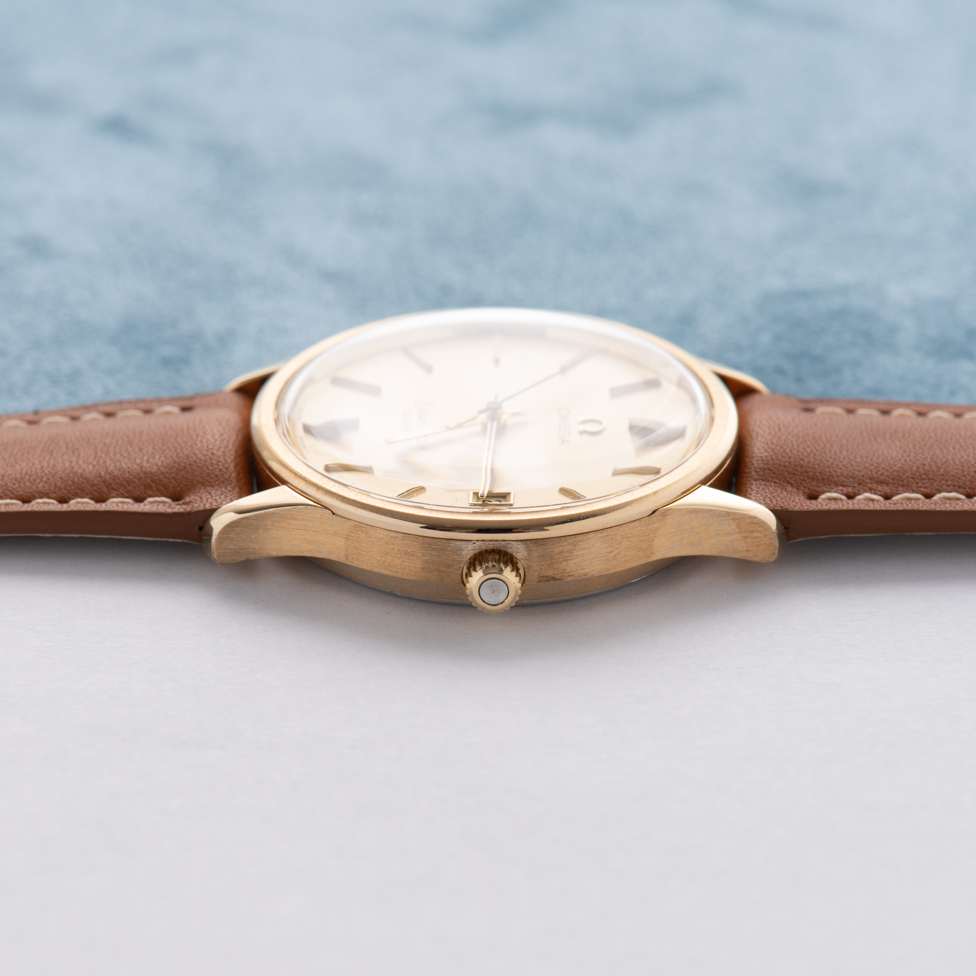 Vue de Omega Seamaster Quartz from 1977 cal 1342 Réf 196.0106