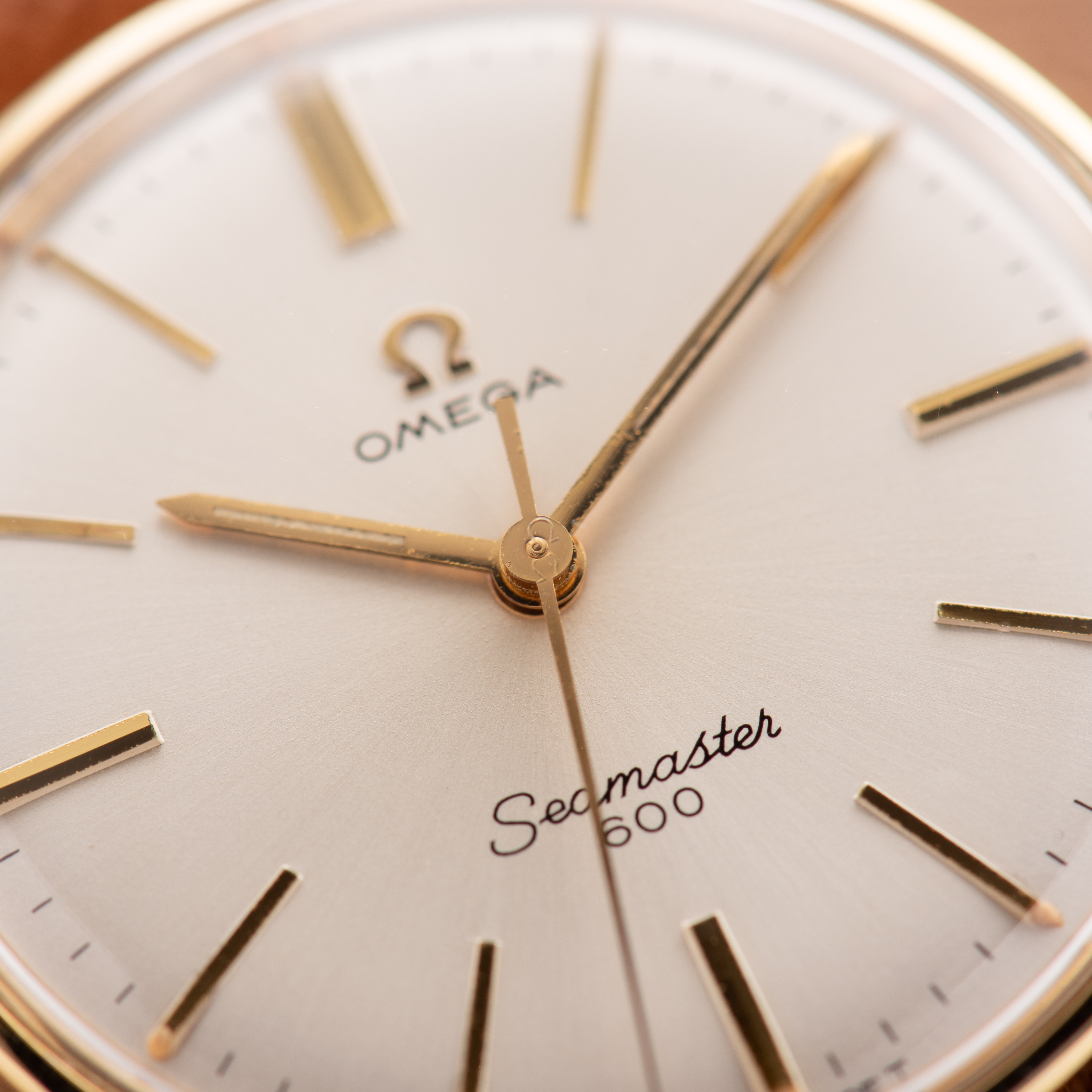 Vue de Omega Seamaster 600 réf 135.011 cal 601