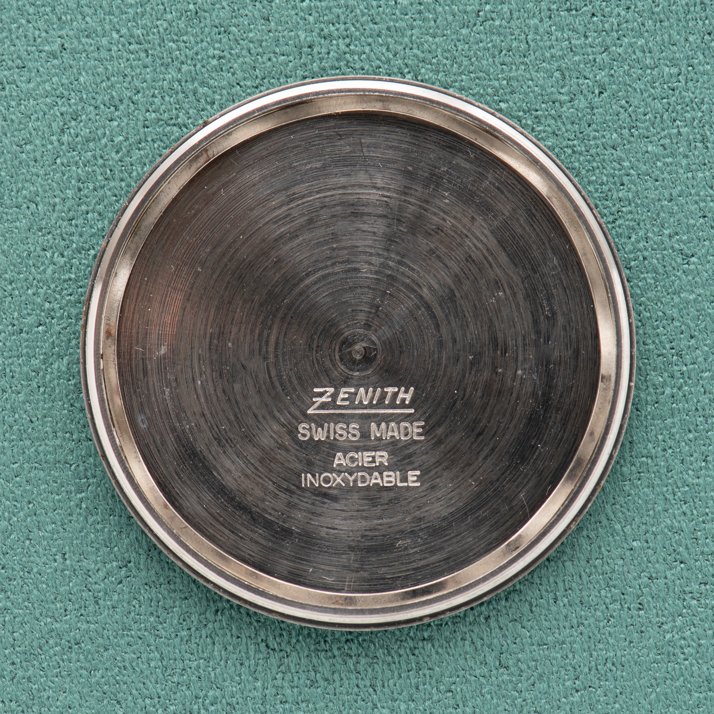 Zicht op Zenith 220 S mechanische zilveren wijzerplaat 2531 ref 323A967