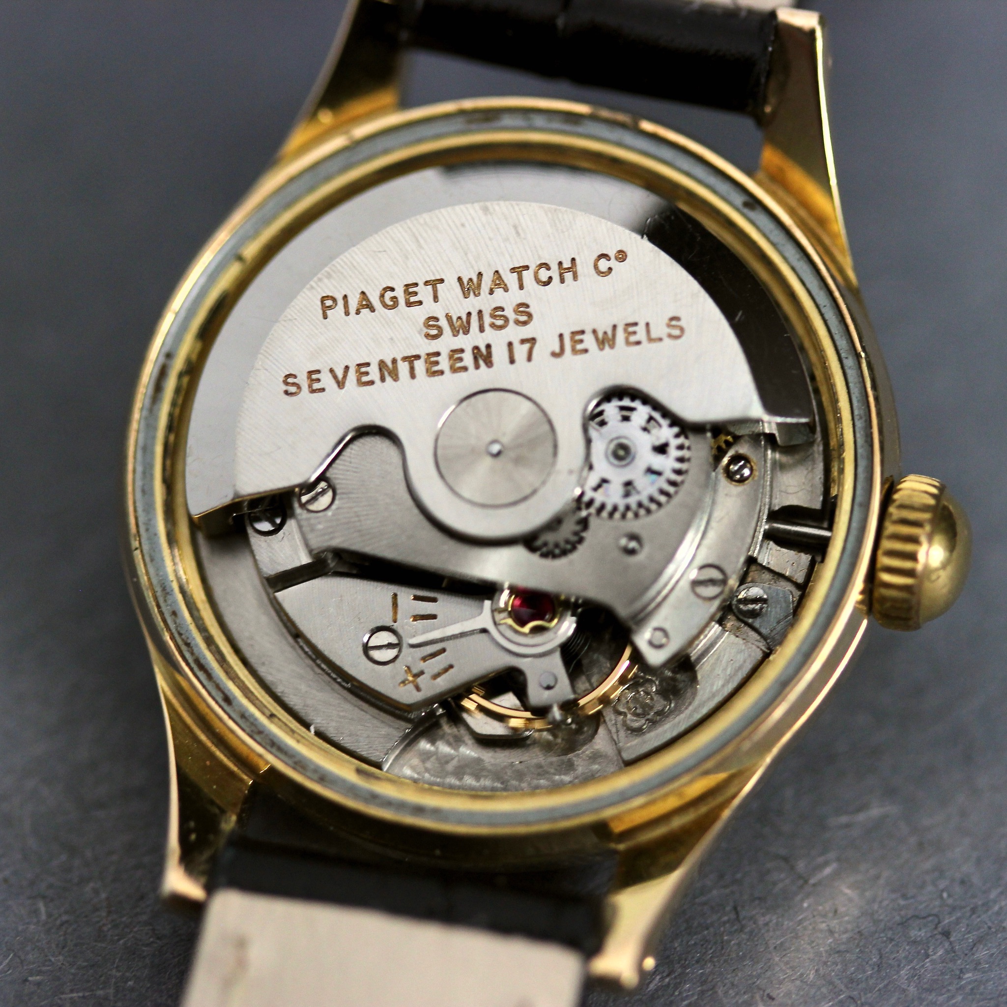 Vue de Piaget Automatic réf 9218 ETA 1216