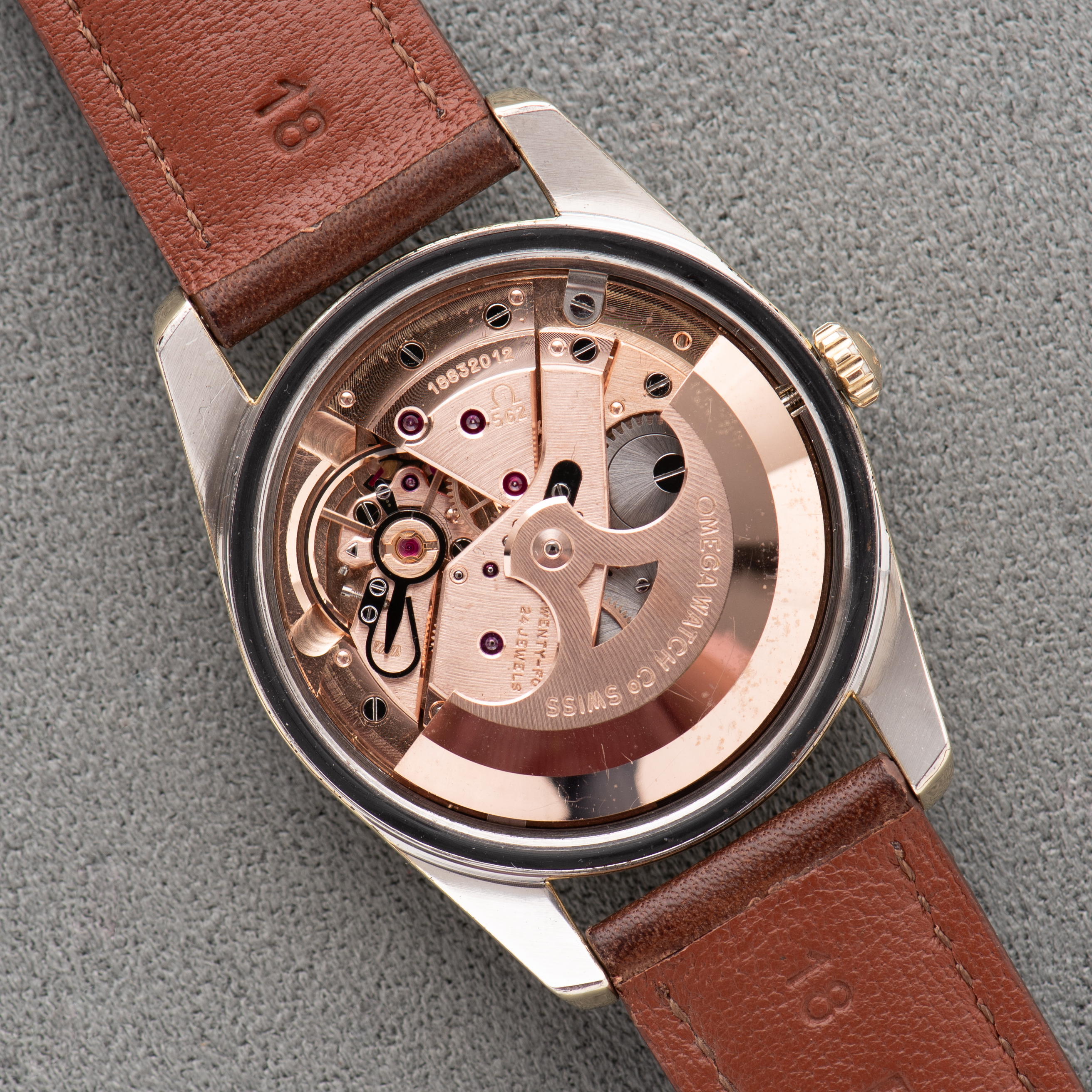 Vue de Omega Seamaster Automatic Silver Dial réf 14701.61 SC cal 562 from 1961