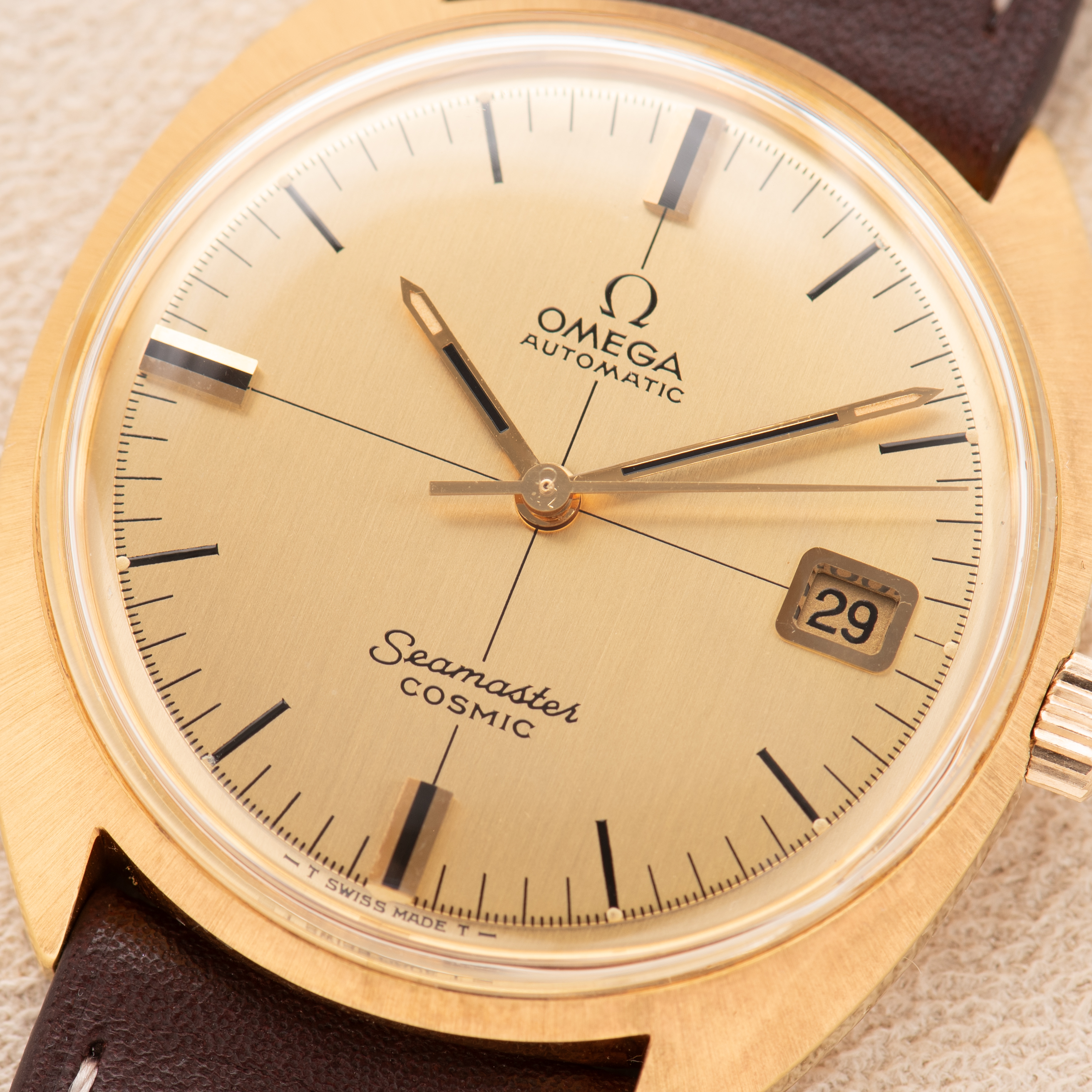 Vue de Omega Automatic Seamaster Cosmic "Crosshair" Dial réf 166.026 from 1969