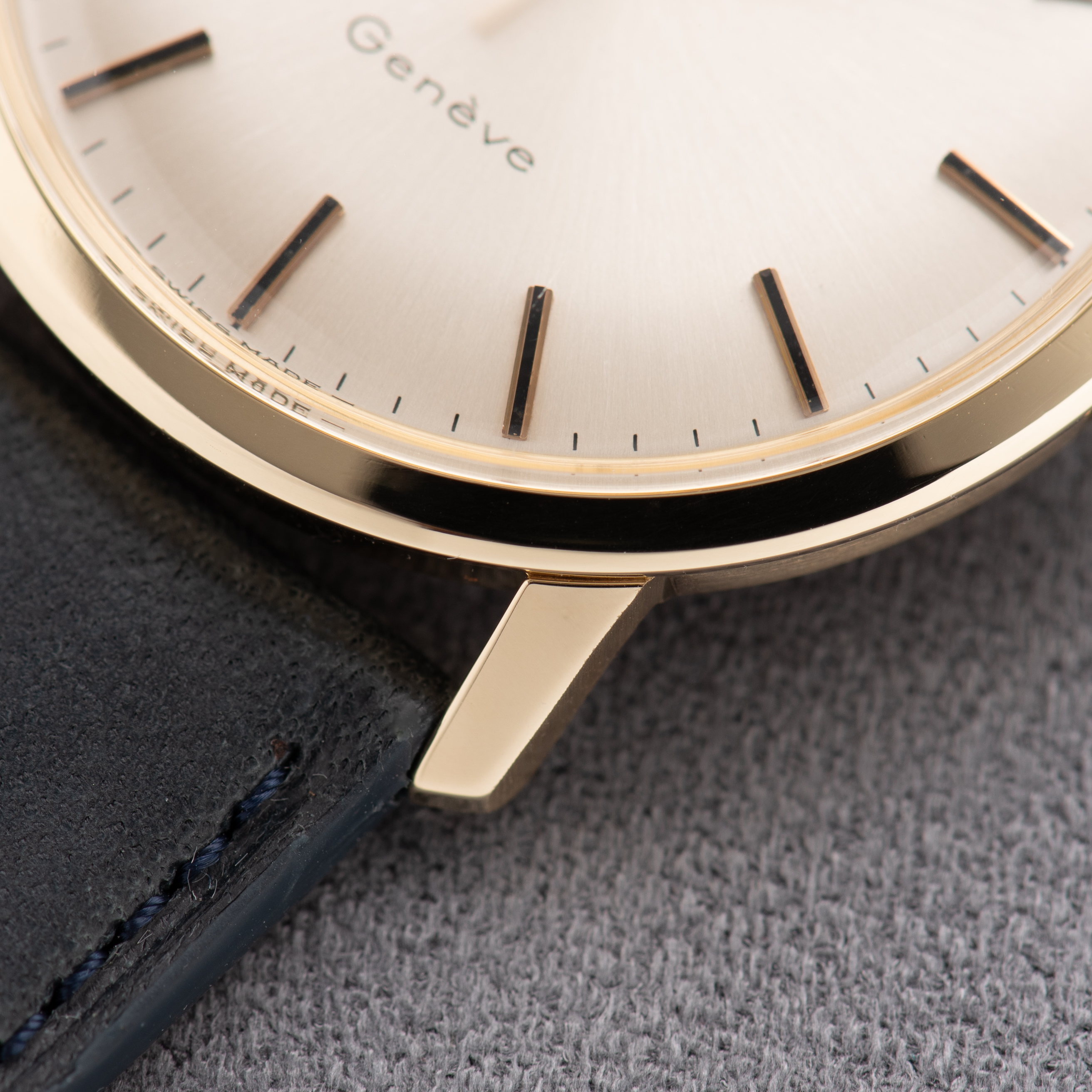 Vue de Omega Genève Dress Watch 14K Yellow Gold Réf 131.021SP from 1968