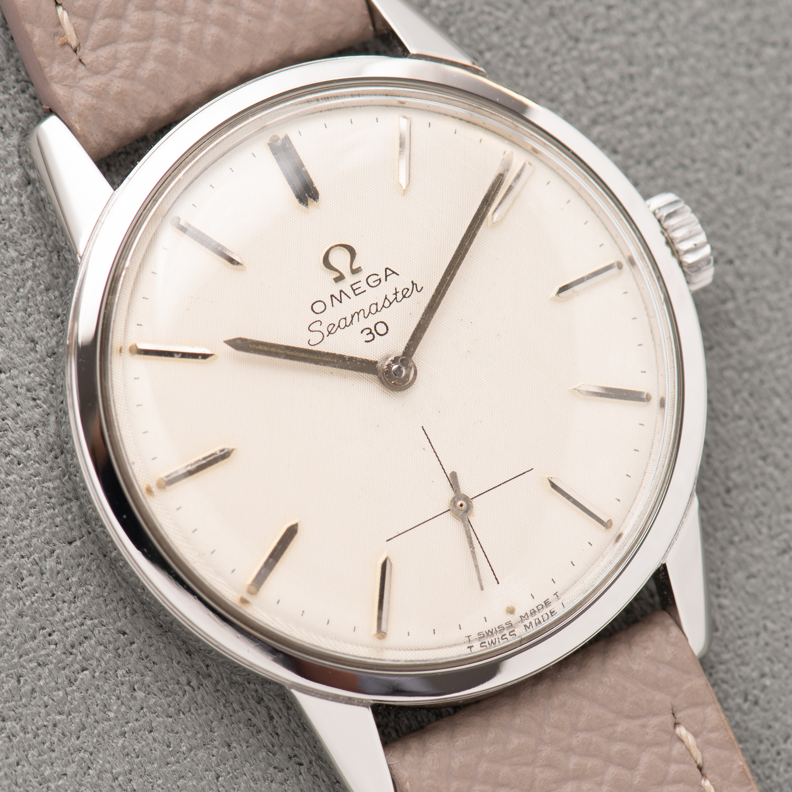 Vue de Omega Seamaster 30 "Linen Dial" from 1963 Réf 125.007-63