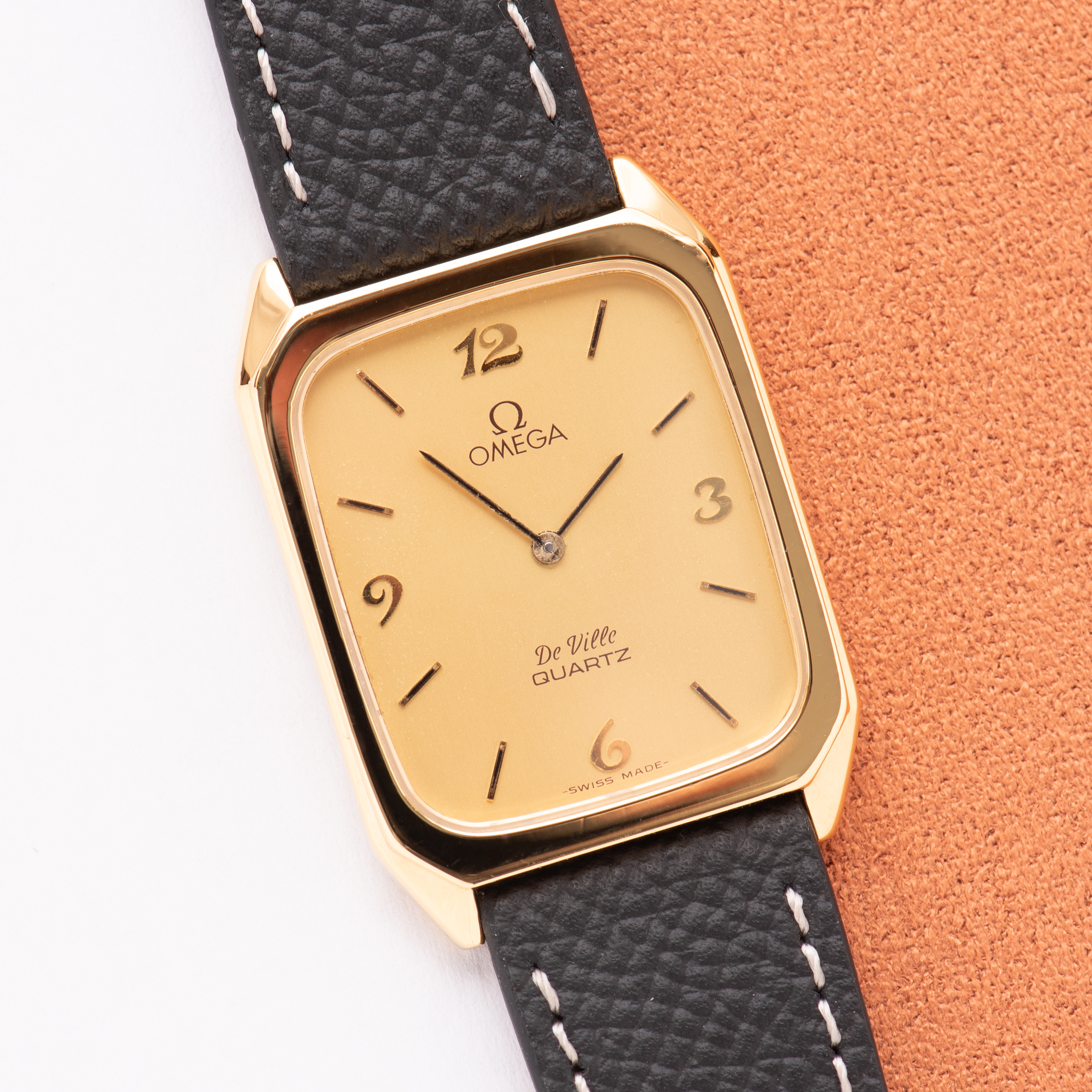 View of Omega De Ville Quartz Breguet Dial Réf 191.01261 from 1982