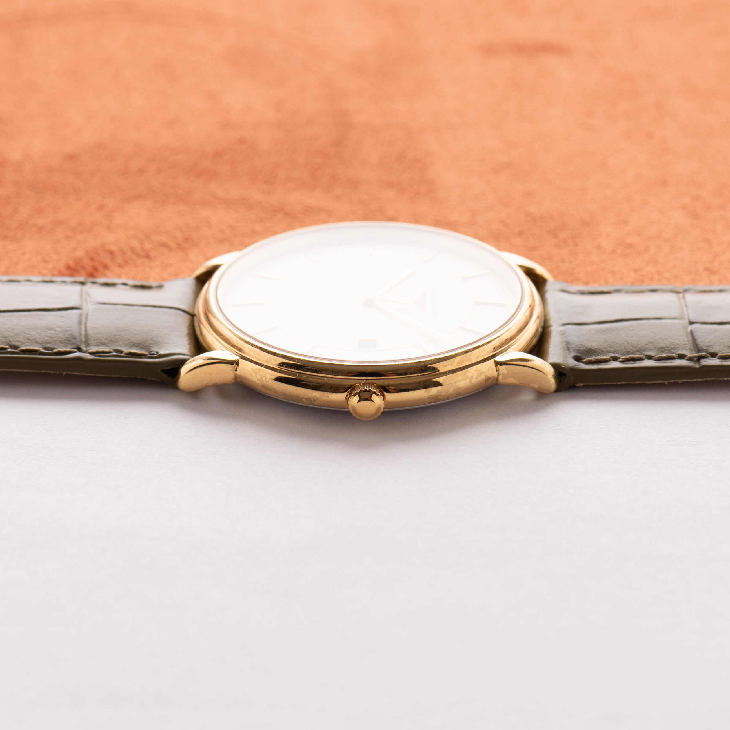 View of La Grande Classique Quartz Gold Plated – Ref. L4.677.2 – Circa 1990