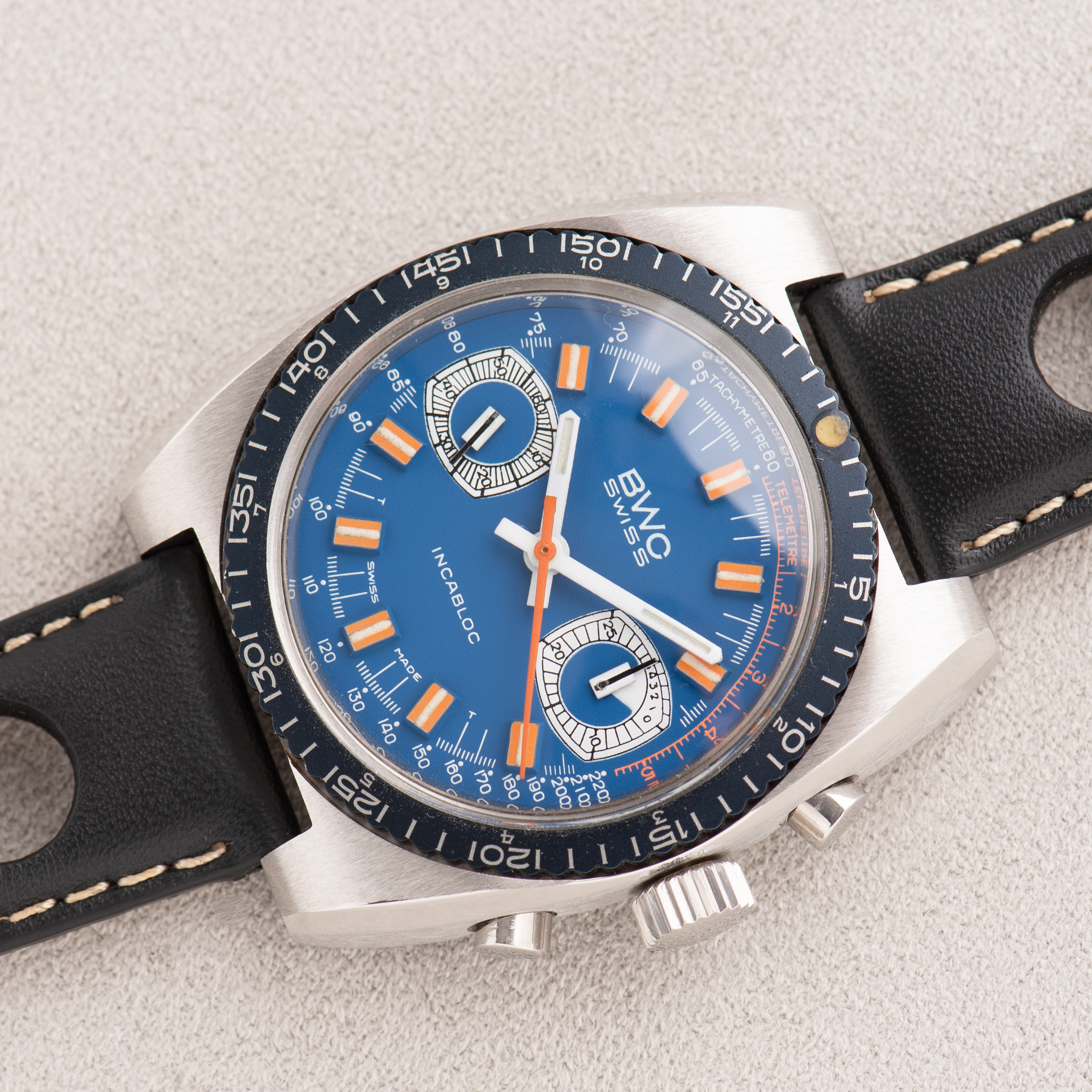 Zicht op BWC Swiss Incabloc Chronograph Valjoux 7733