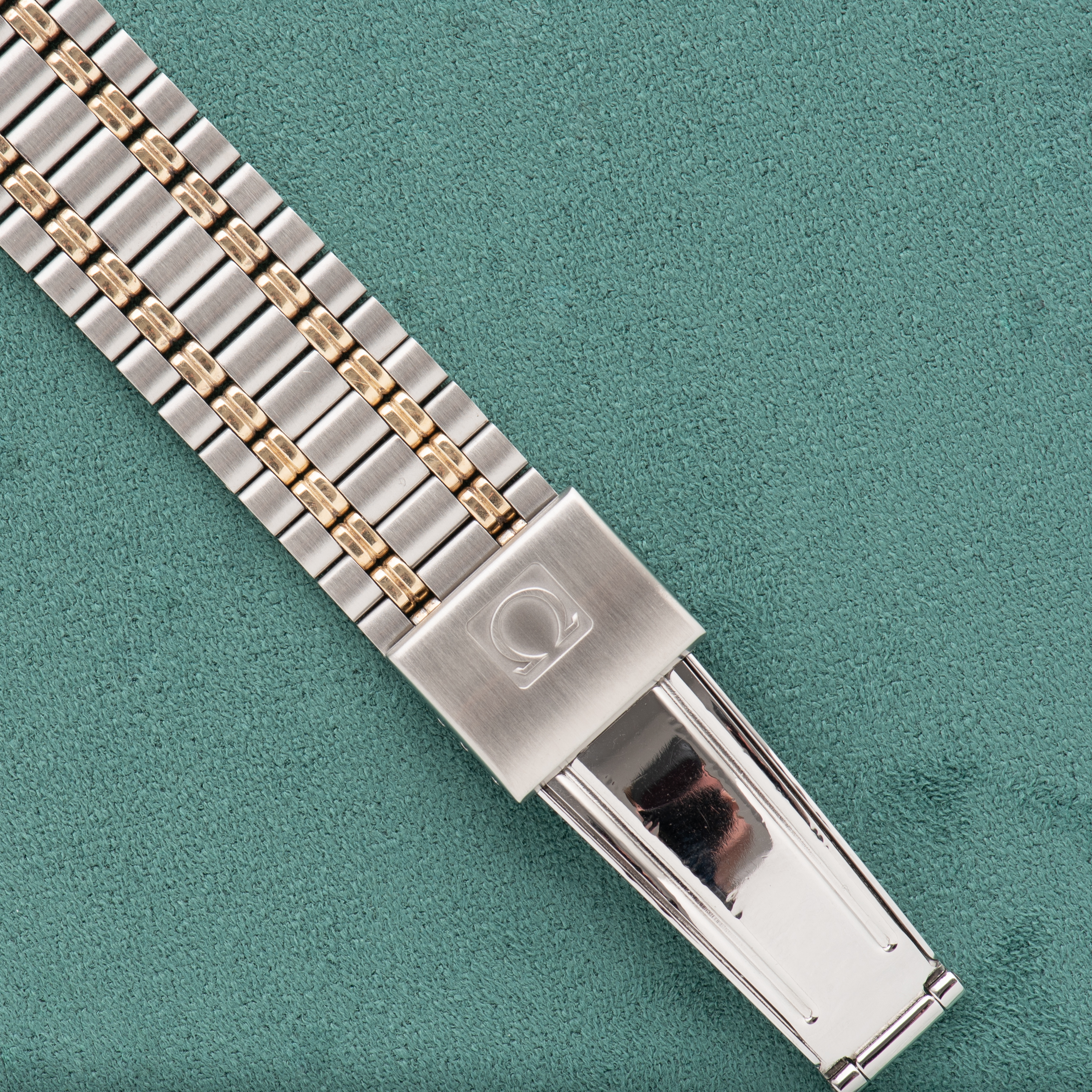 Vue de Omega Seamaster Quartz Gold plated/steel réf 196.0239 from 1984
