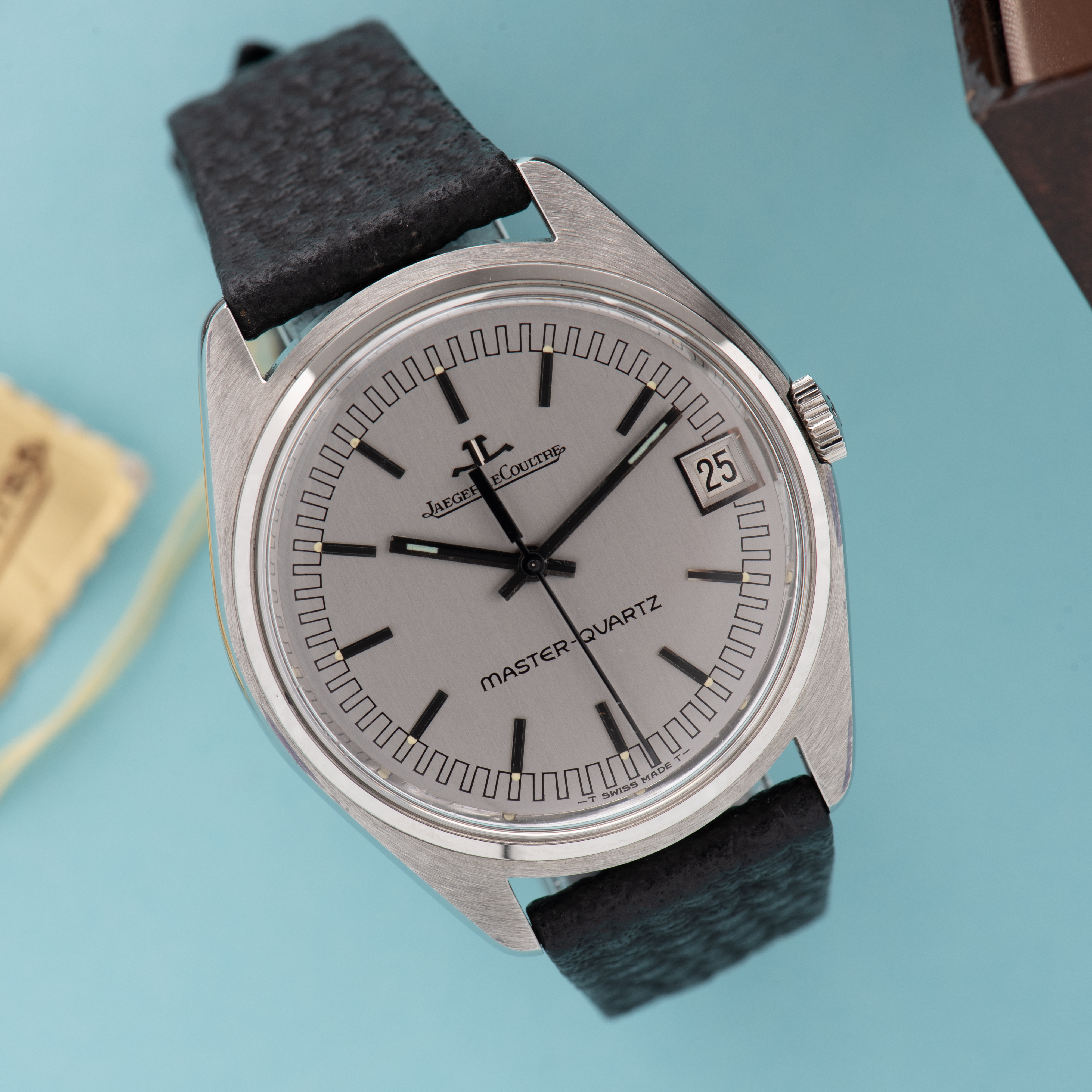 Vue de Jaeger LeCoultre Master-Quartz réf 23303-42