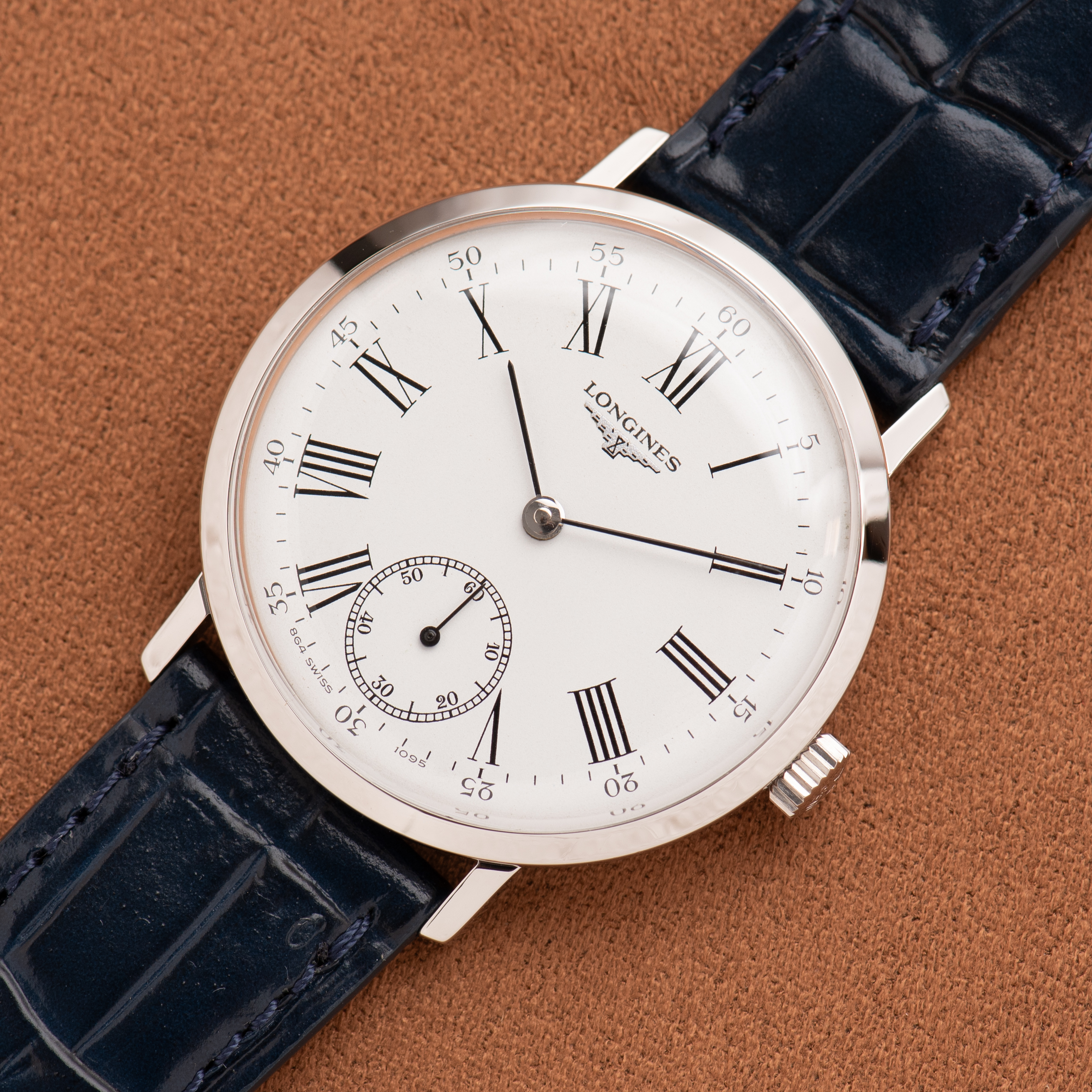 Vue de Longines Dress Watch mécanique White Roman Dial réf 1095 4 864