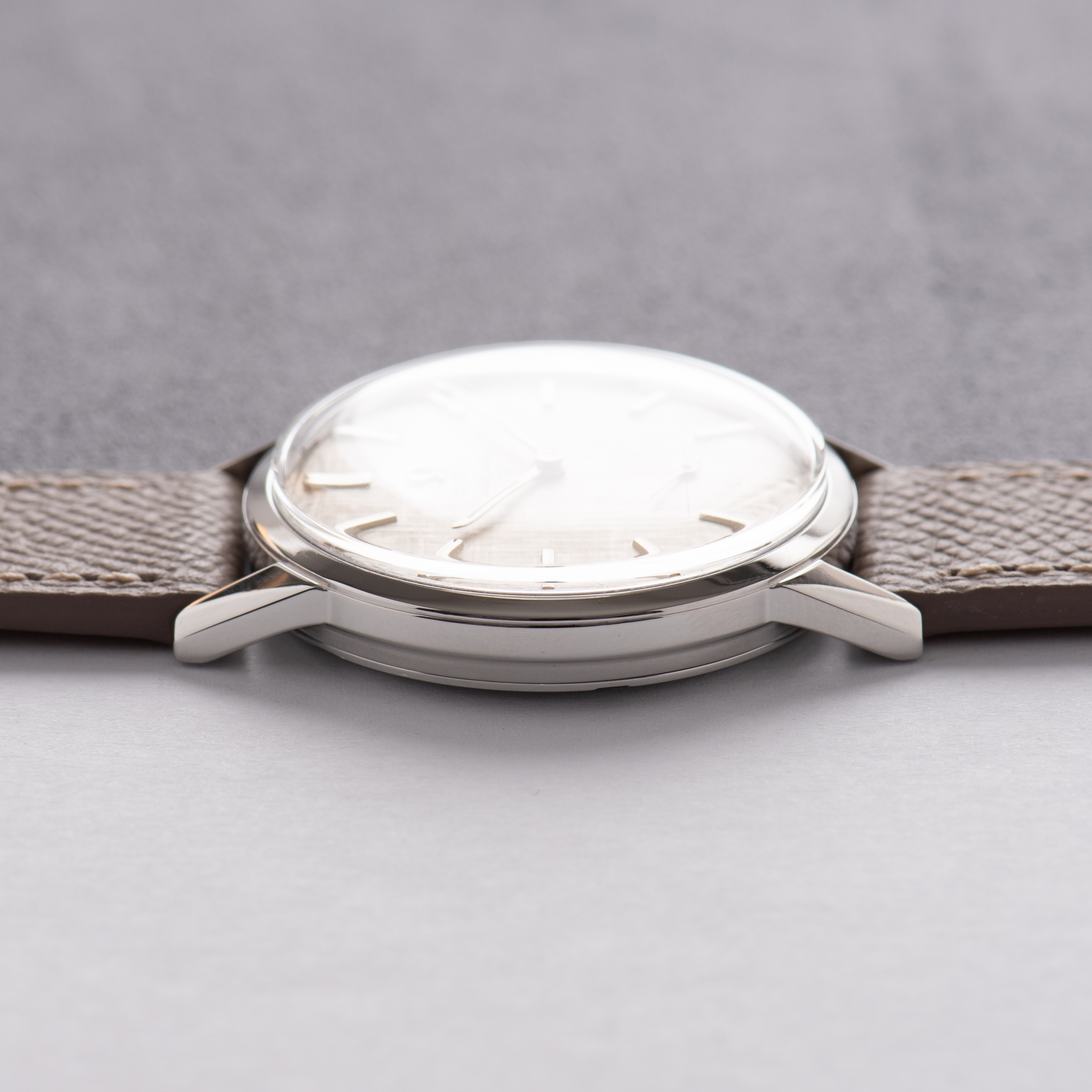 Vue de Omega Seamaster 30 "Linen Dial" from 1961 Réf 125.003