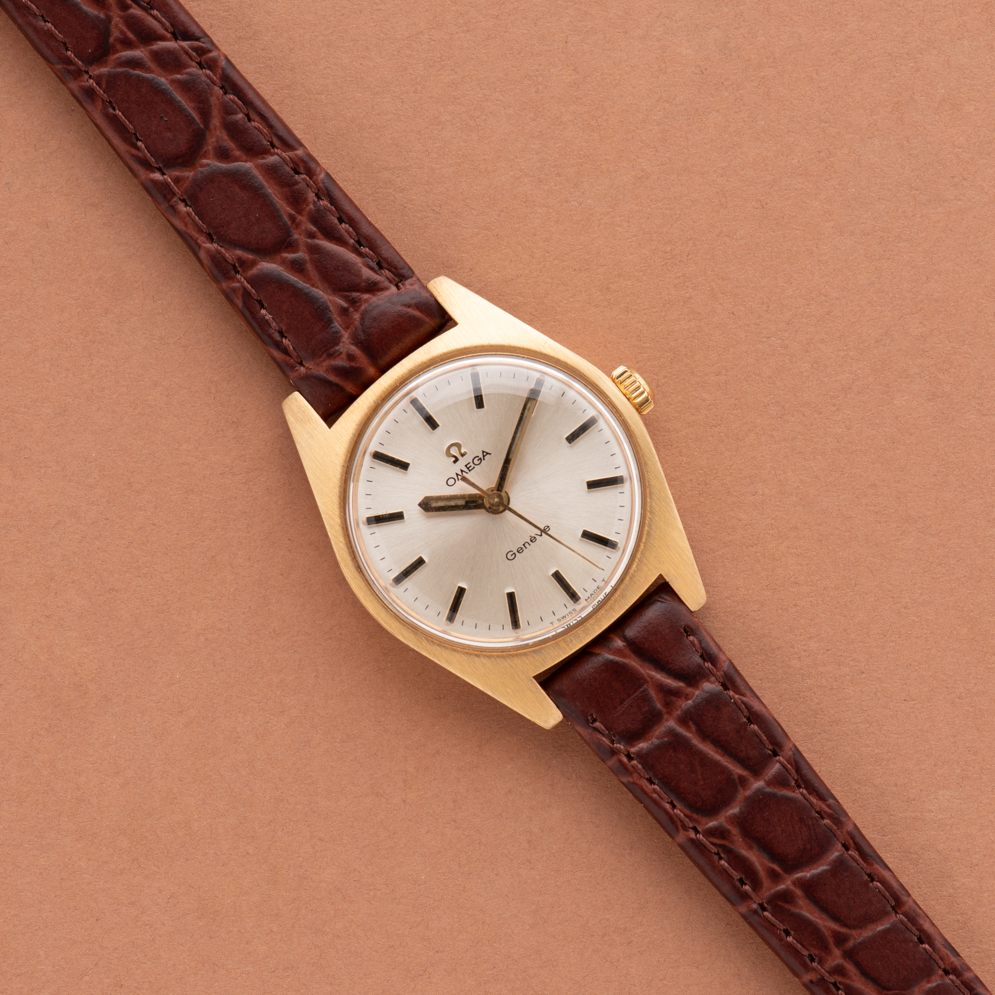 Zicht op Omega Geneve ref 535.014 cal 630 uit 1969 met doos