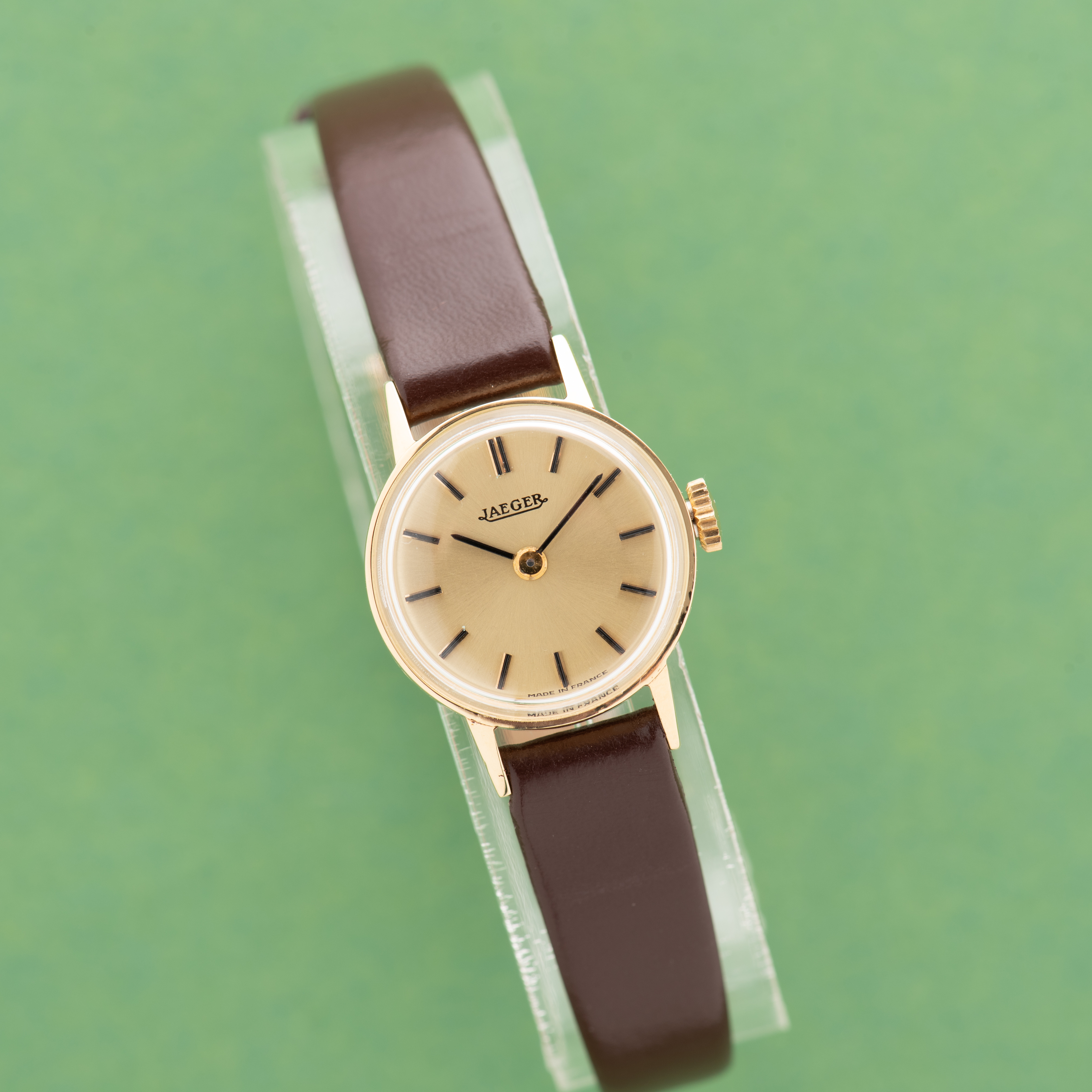 Zicht op Jaeger LeCoultre mécanique en or 18k réf 179173