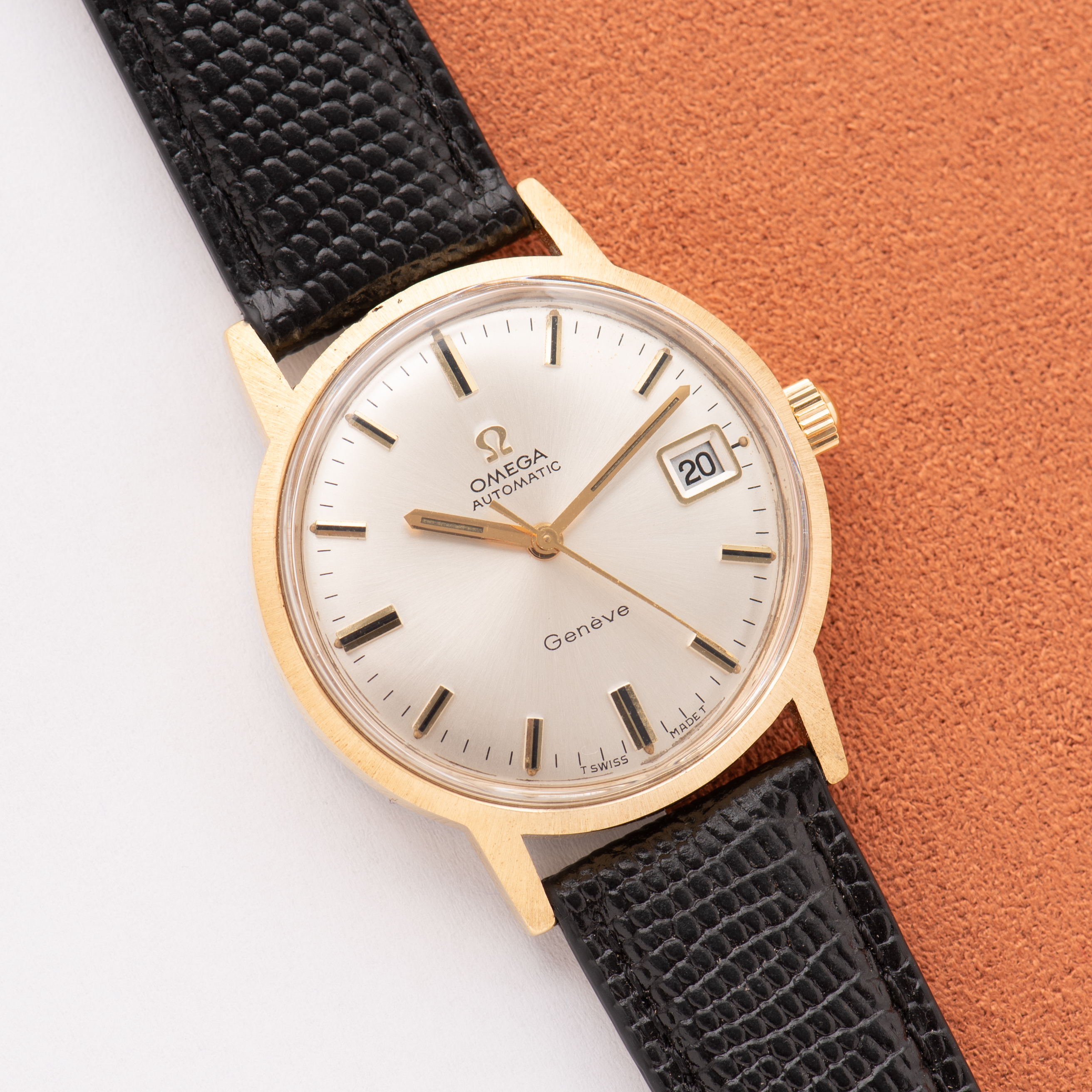 Vue de Omega Automatic Genève Date Silver/creme Dial Goldplated Réf 166.070 from 1969