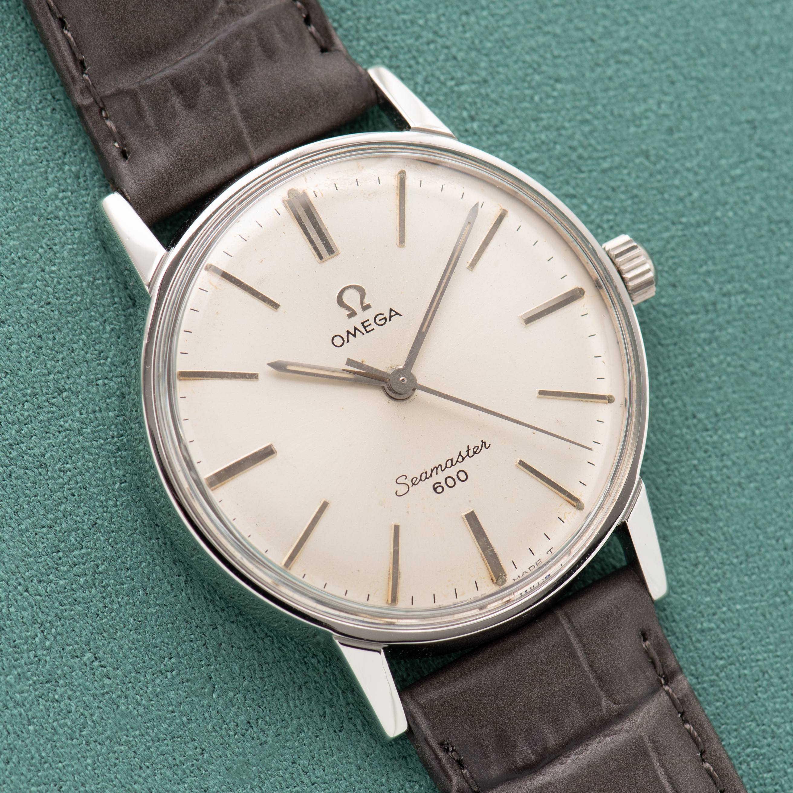 Vue de Omega Seamaster 600 cal 601 réf 135.011 from 1964