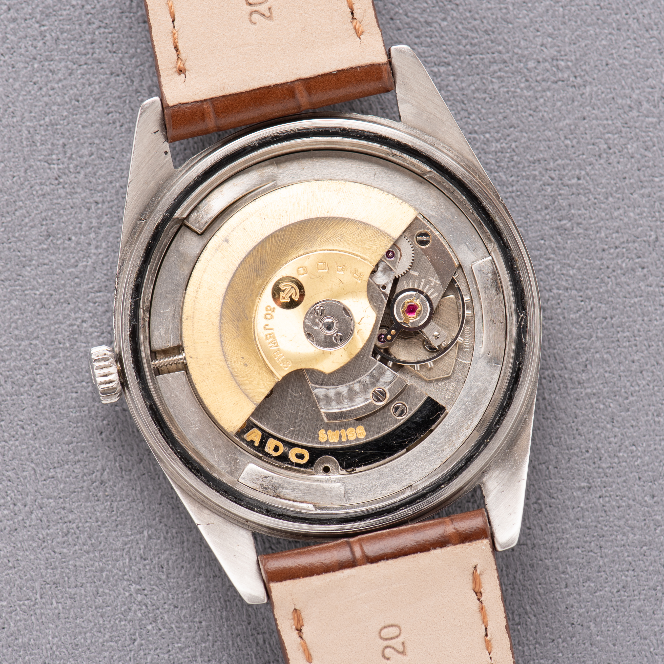 Zicht op Rado 30jewels Green Horse AS1789