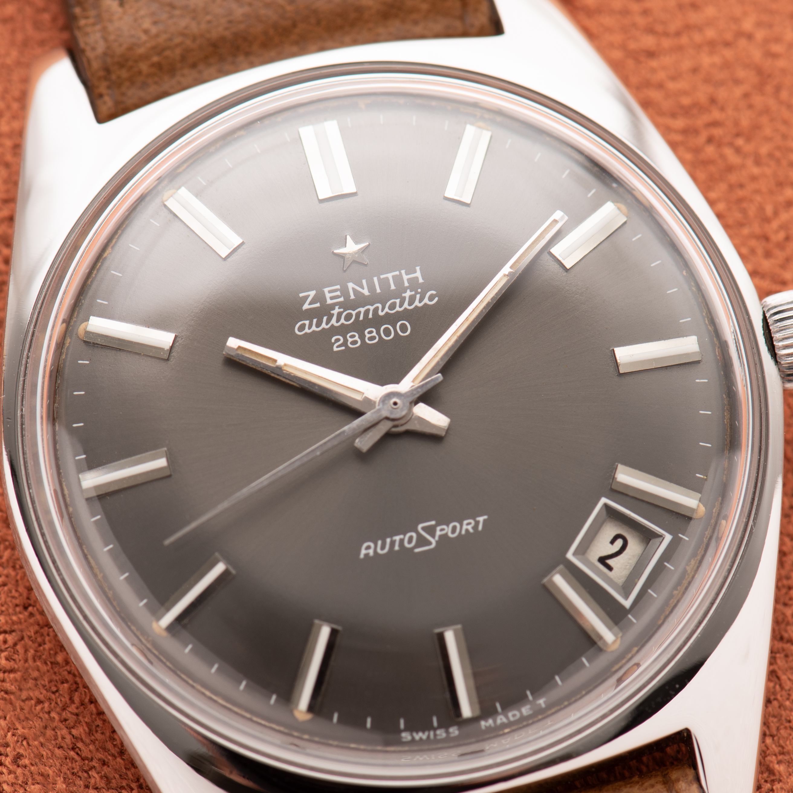 Vue de Zenith Automatic AutoSport Grey Dial réf P/6505-1