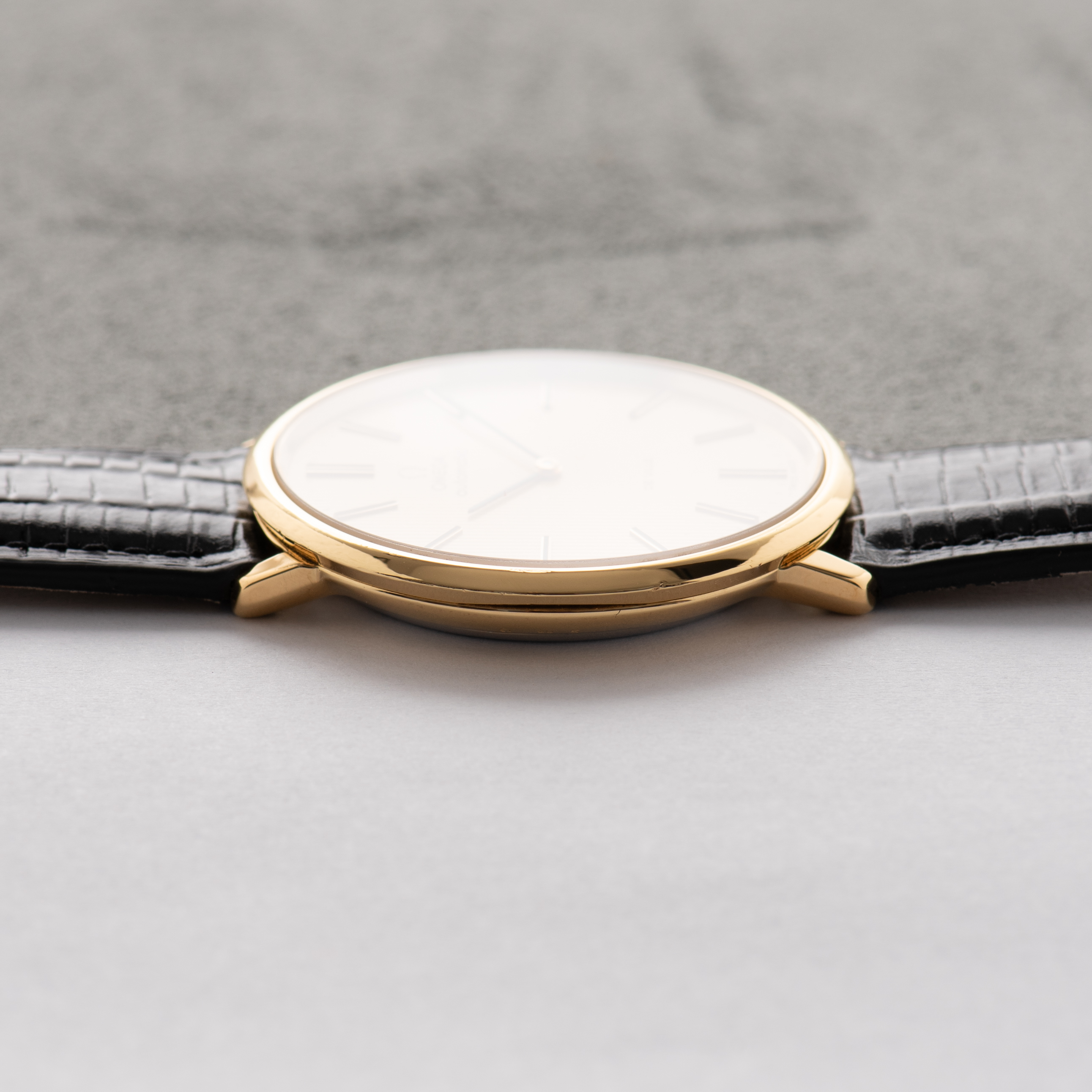 View of Omega Automatic De Ville "Curtain Dial" Cal 711 réf 151.0039 from 1973