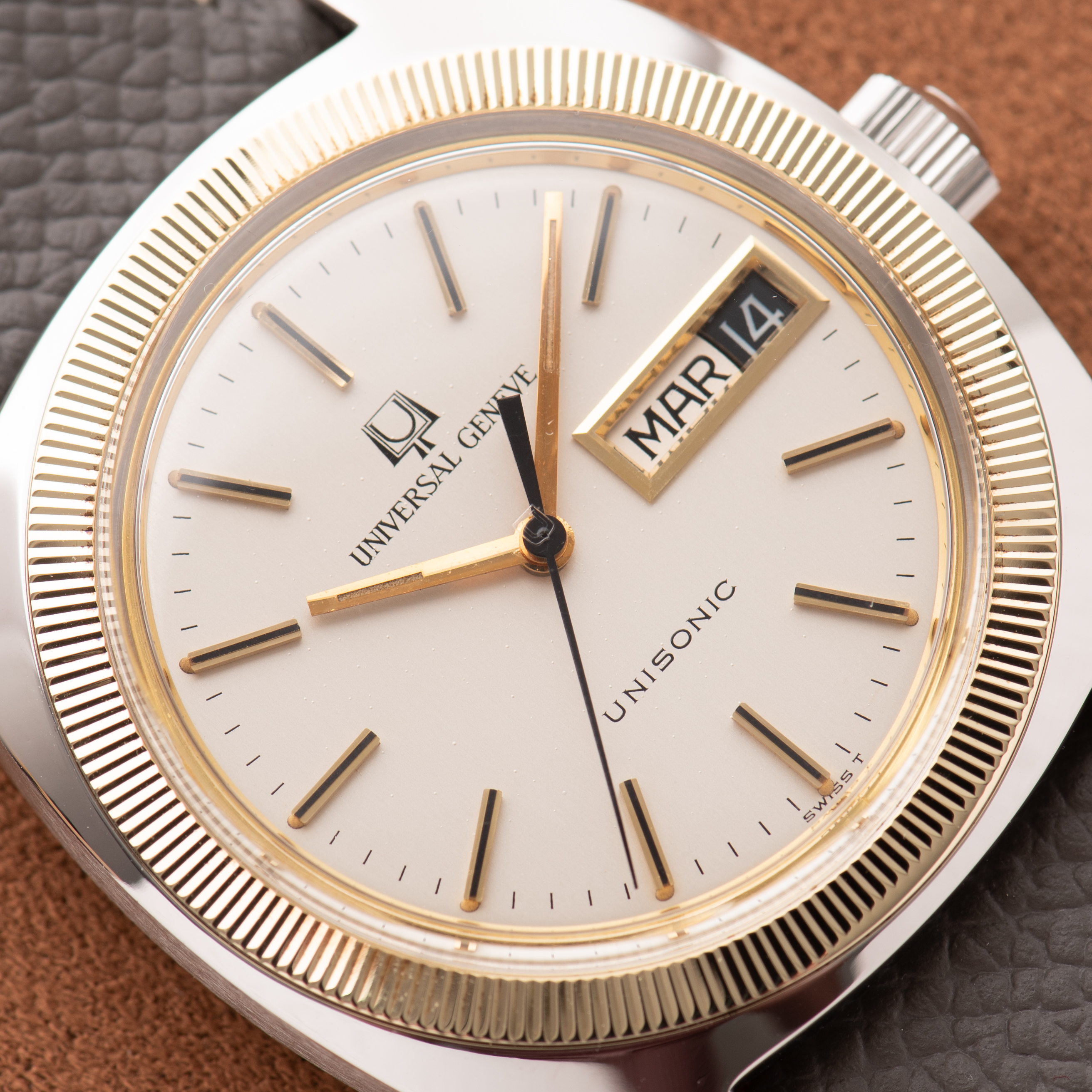 View of Universal Geneva Unisonic day-date Like New Ref 853102
