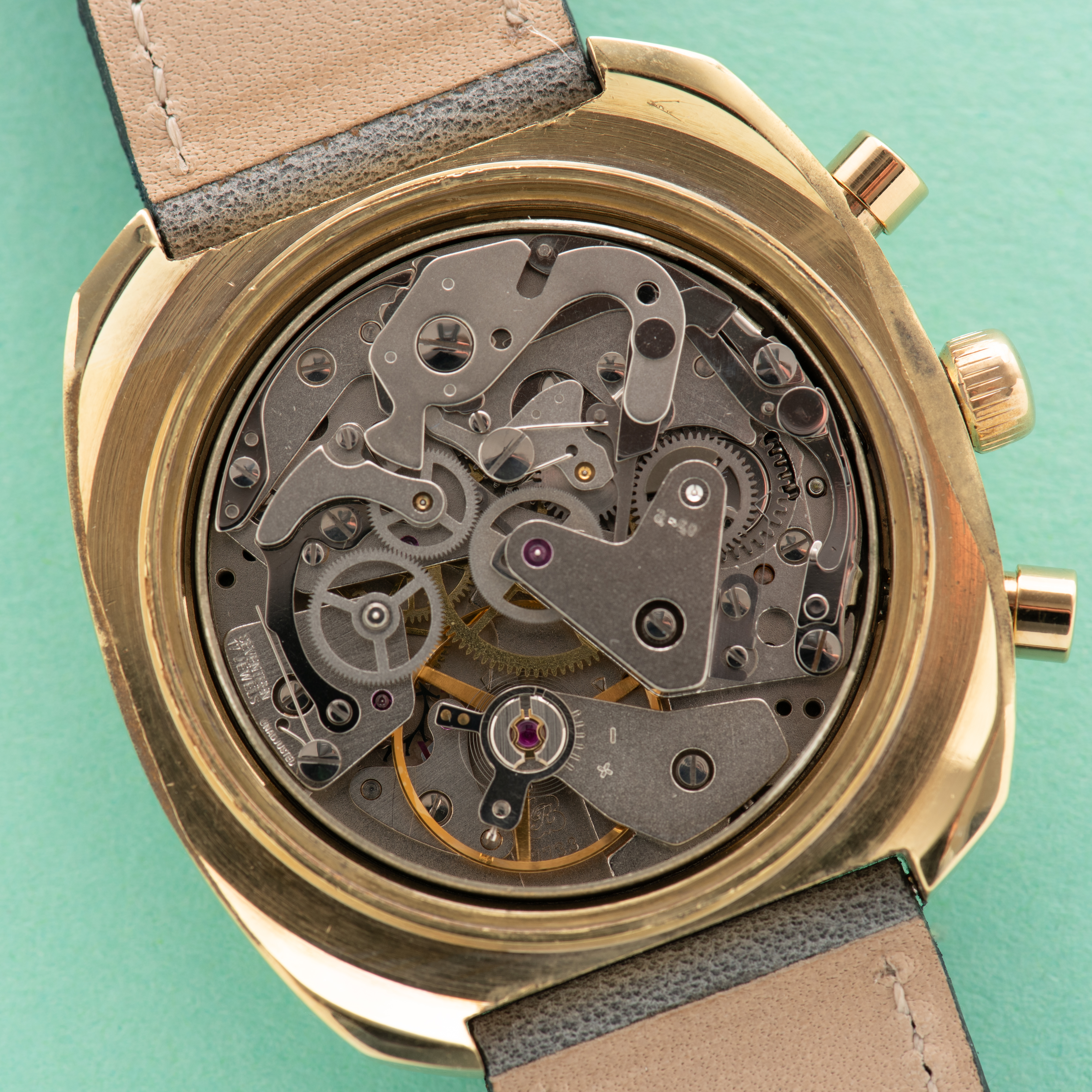 Vue de Herma Le Mans Chronographe Valjoux 7733